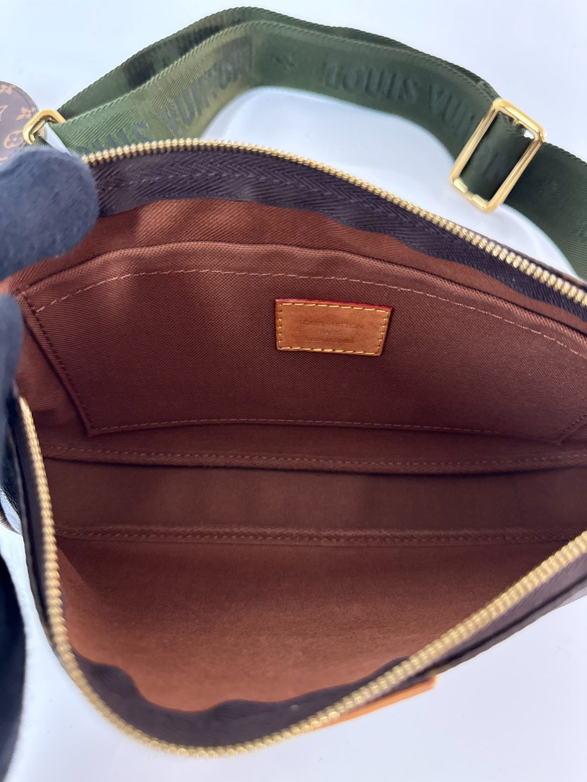Louis Vuitton Multi Pochette Accessoires Khaki Strap Monogram Canvas