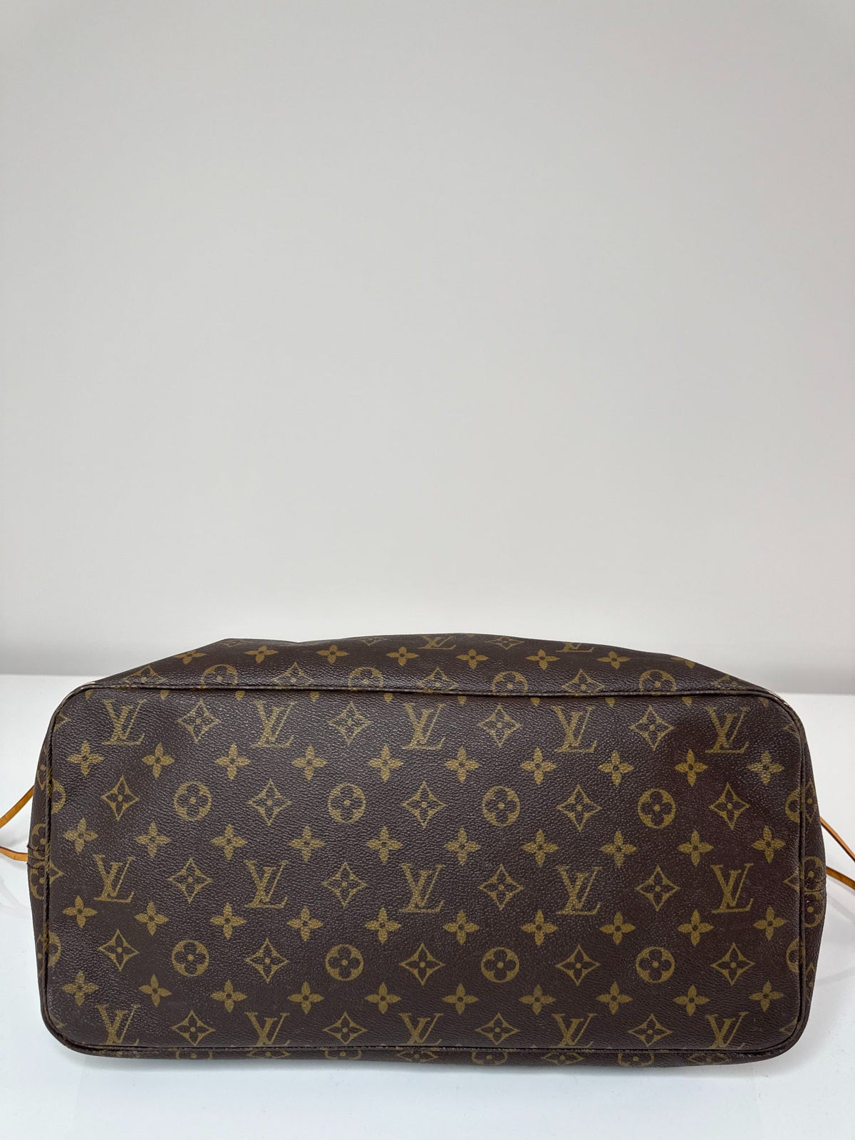 Louis Vuitton Neverfull GM Monogram Canvas Tote Bag