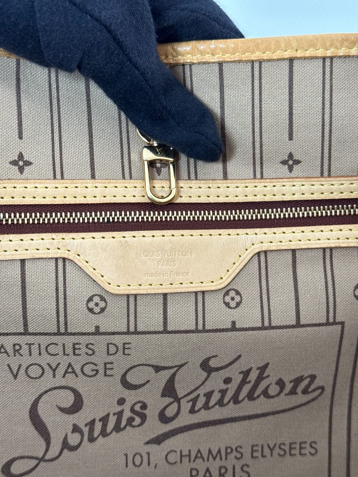 Louis Vuitton Neverfull GM Monogram Canvas Tote Bag