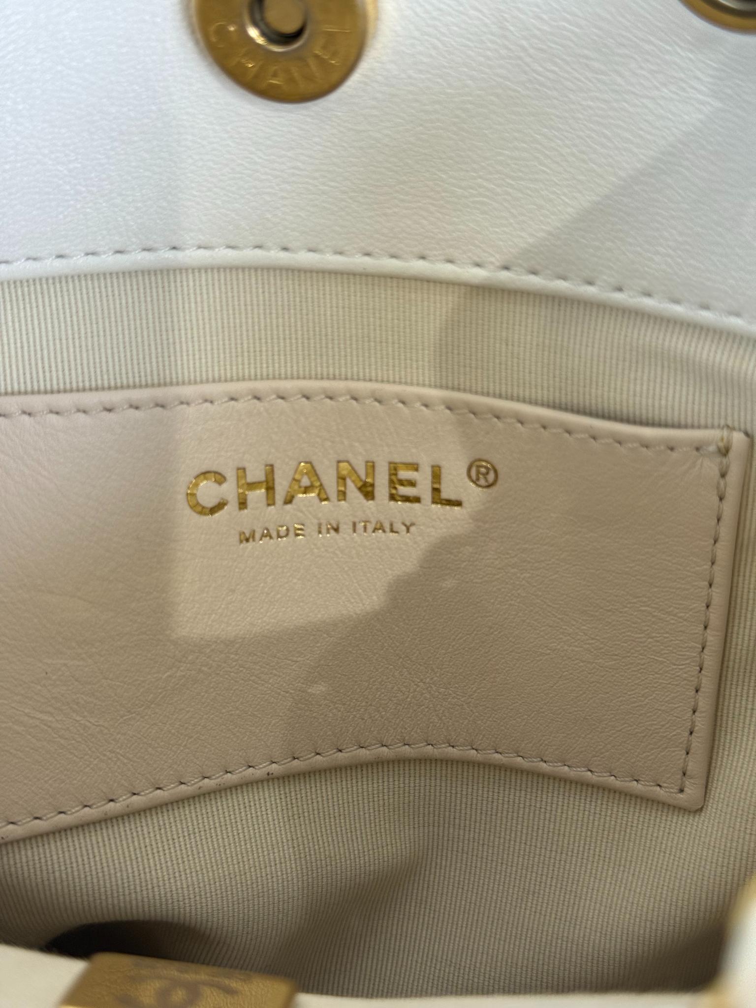 Chanel White Lambskin Matelasse Chain Drawstring Backpack