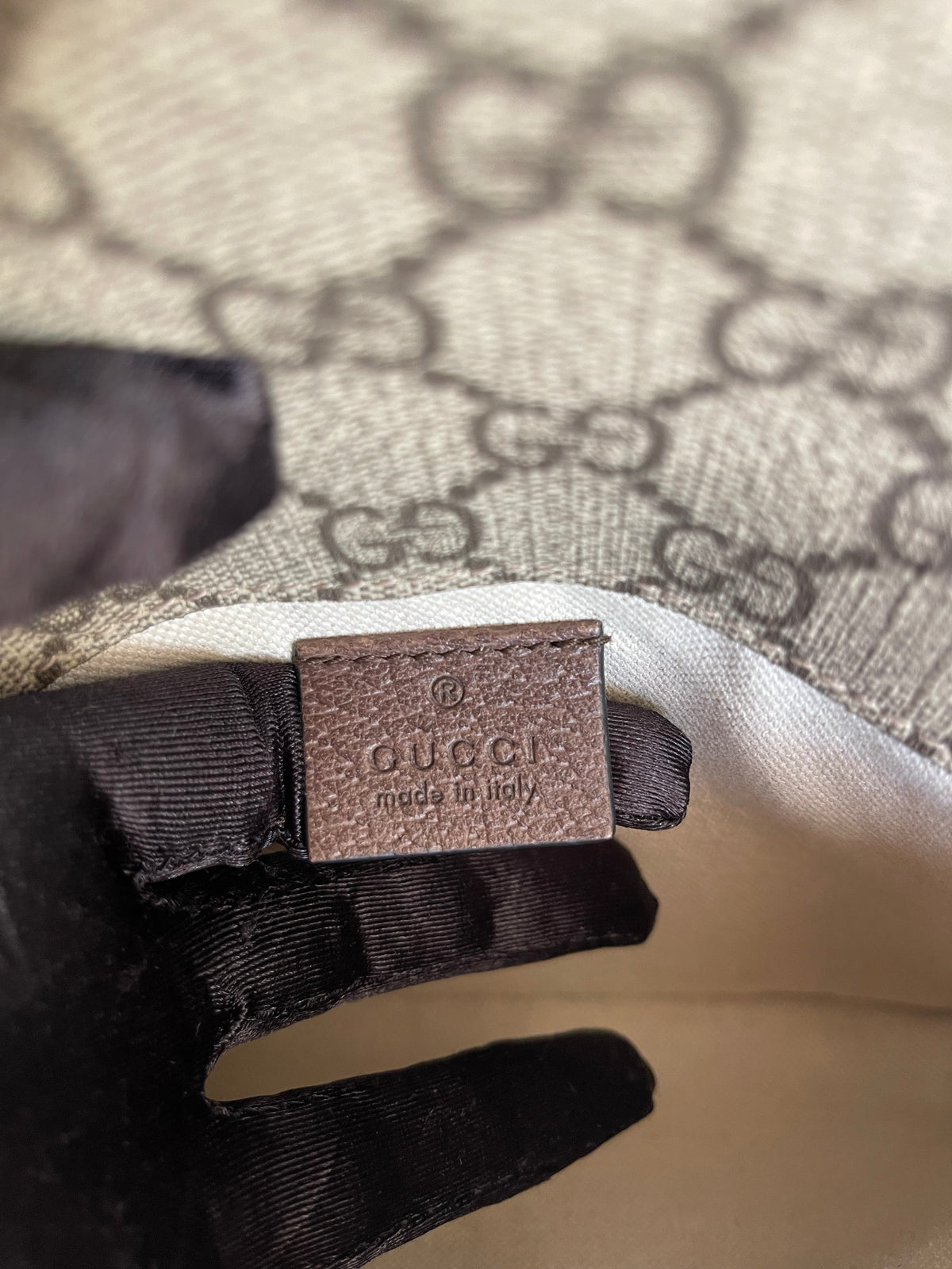 Gucci GG Supreme Web Sherry Line Neo Vintage Waist Bag