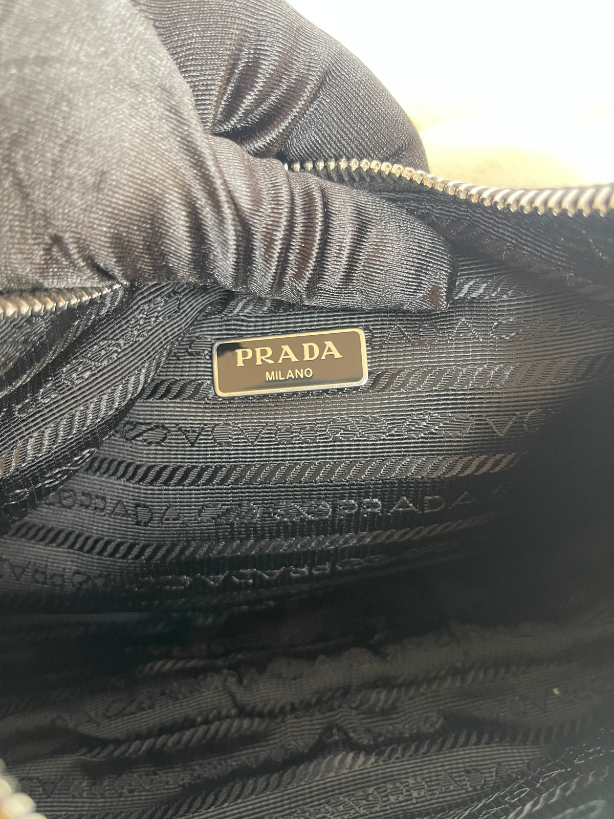 Prada Re-Edition 2005 Shoulder Bag Black Re-Nylon