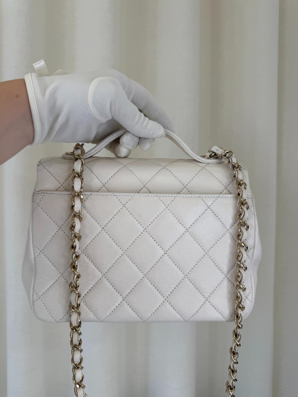 Chanel White Quilted Caviar Medium Business Affinity Flap Bag Pale Gold Hardware