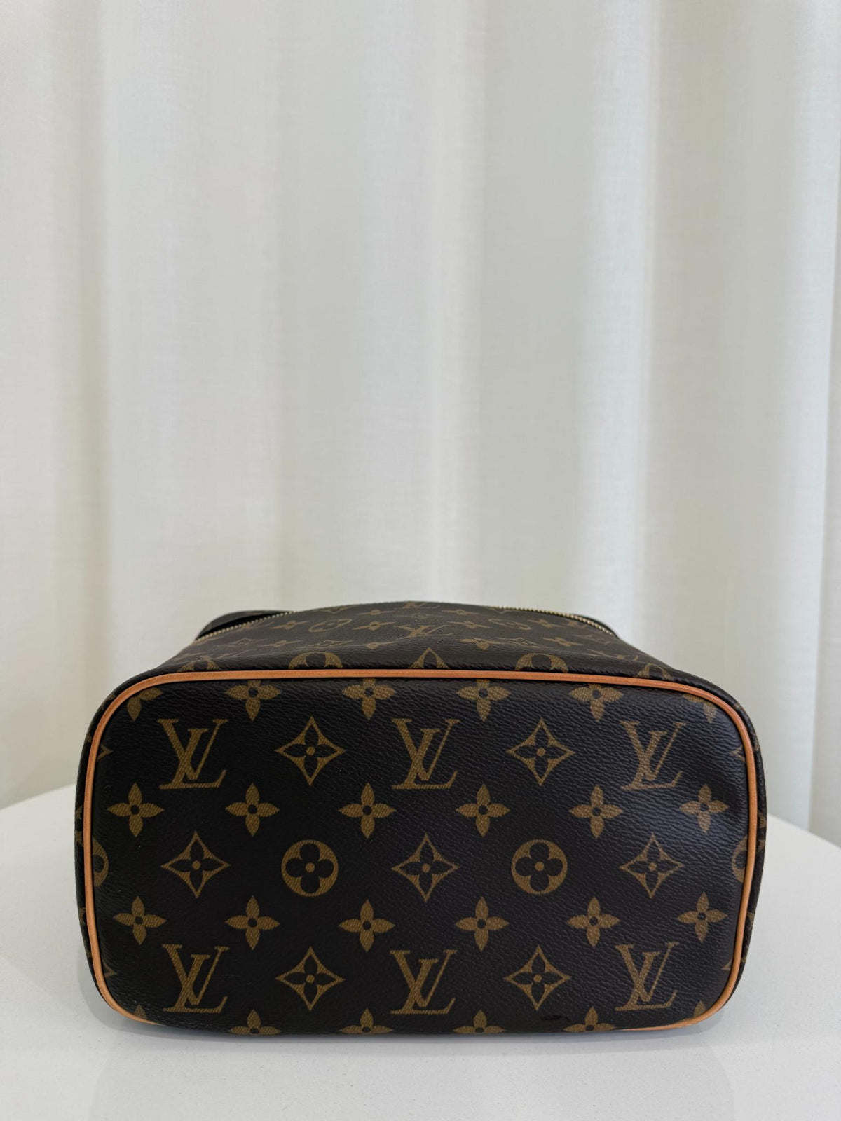 Louis Vuitton Monogram Nice BB Vanity Case