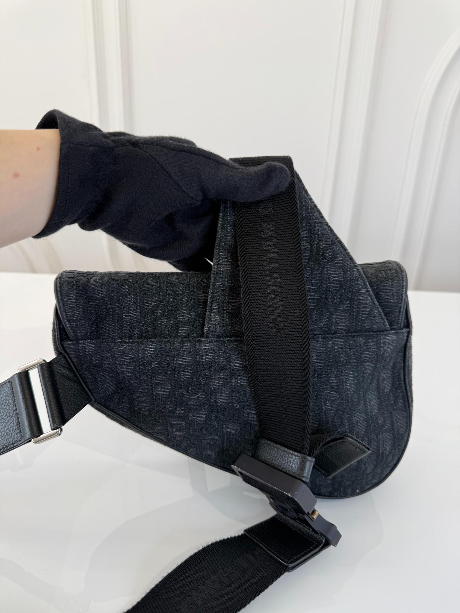 Christian Dior Men’s Black Dior Oblique Jacquard Saddle Bag