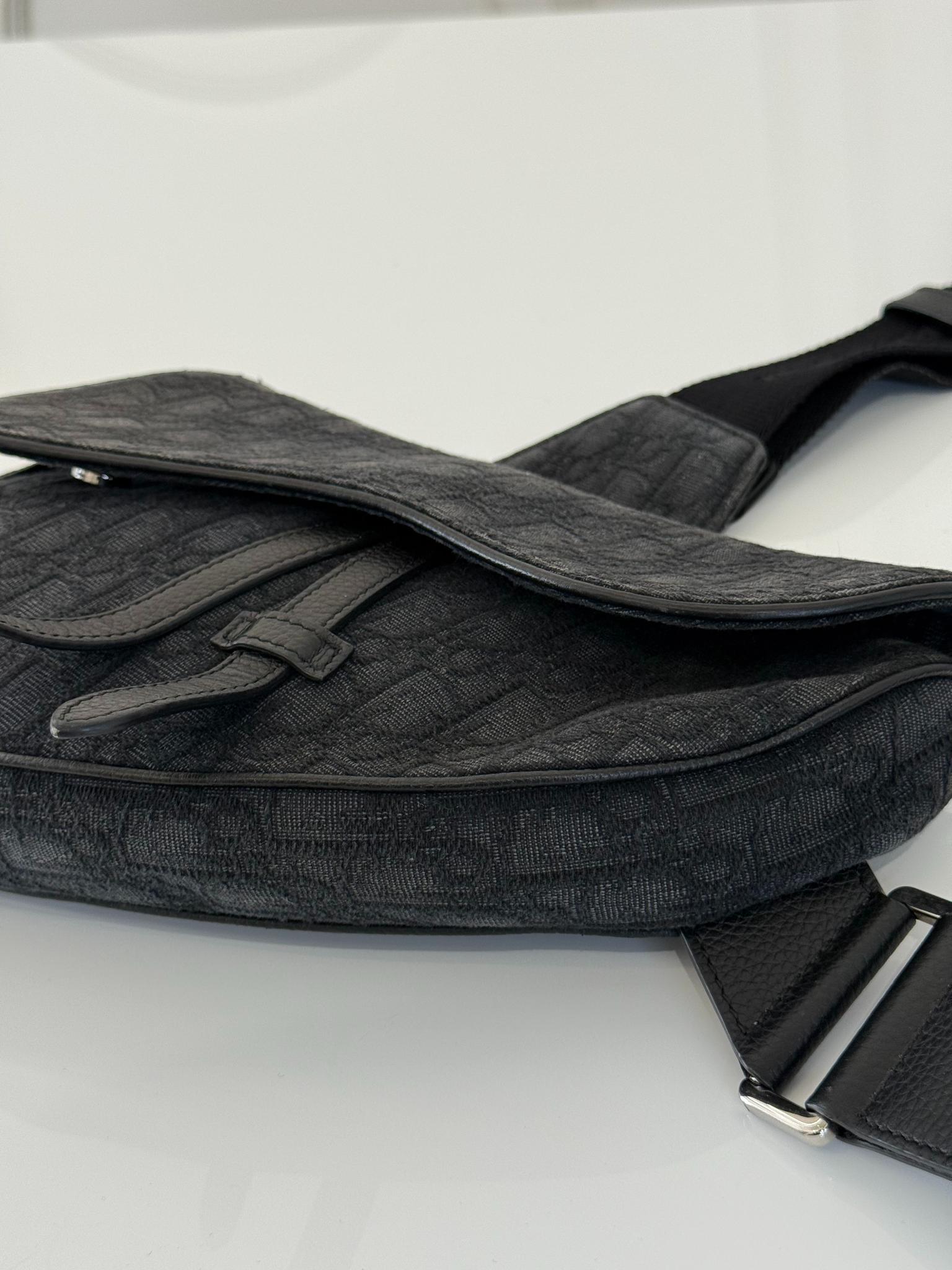 Christian Dior Men’s Black Dior Oblique Jacquard Saddle Bag