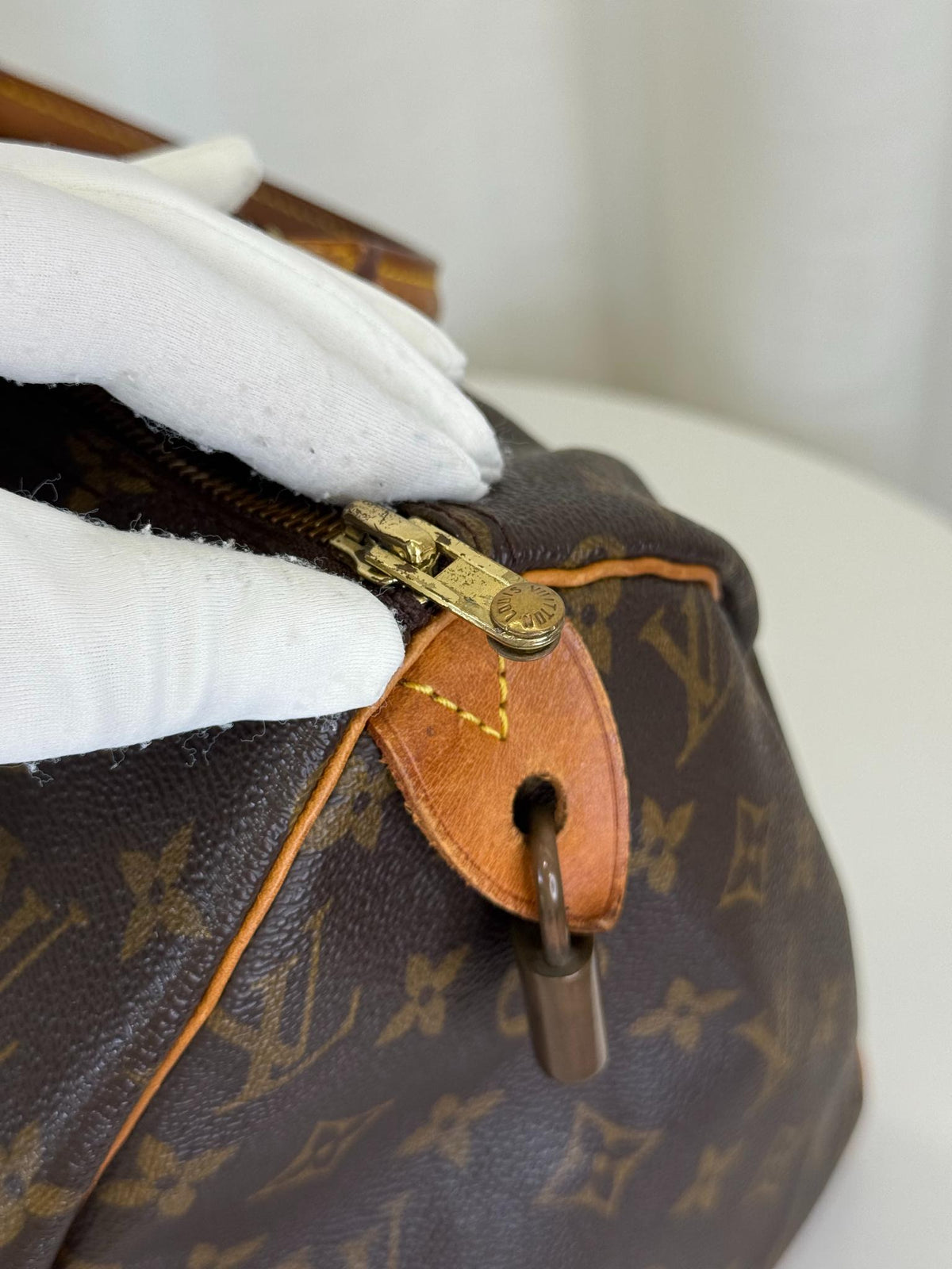 Louis Vuitton Vintage Speedy 30 Monogram Canvas