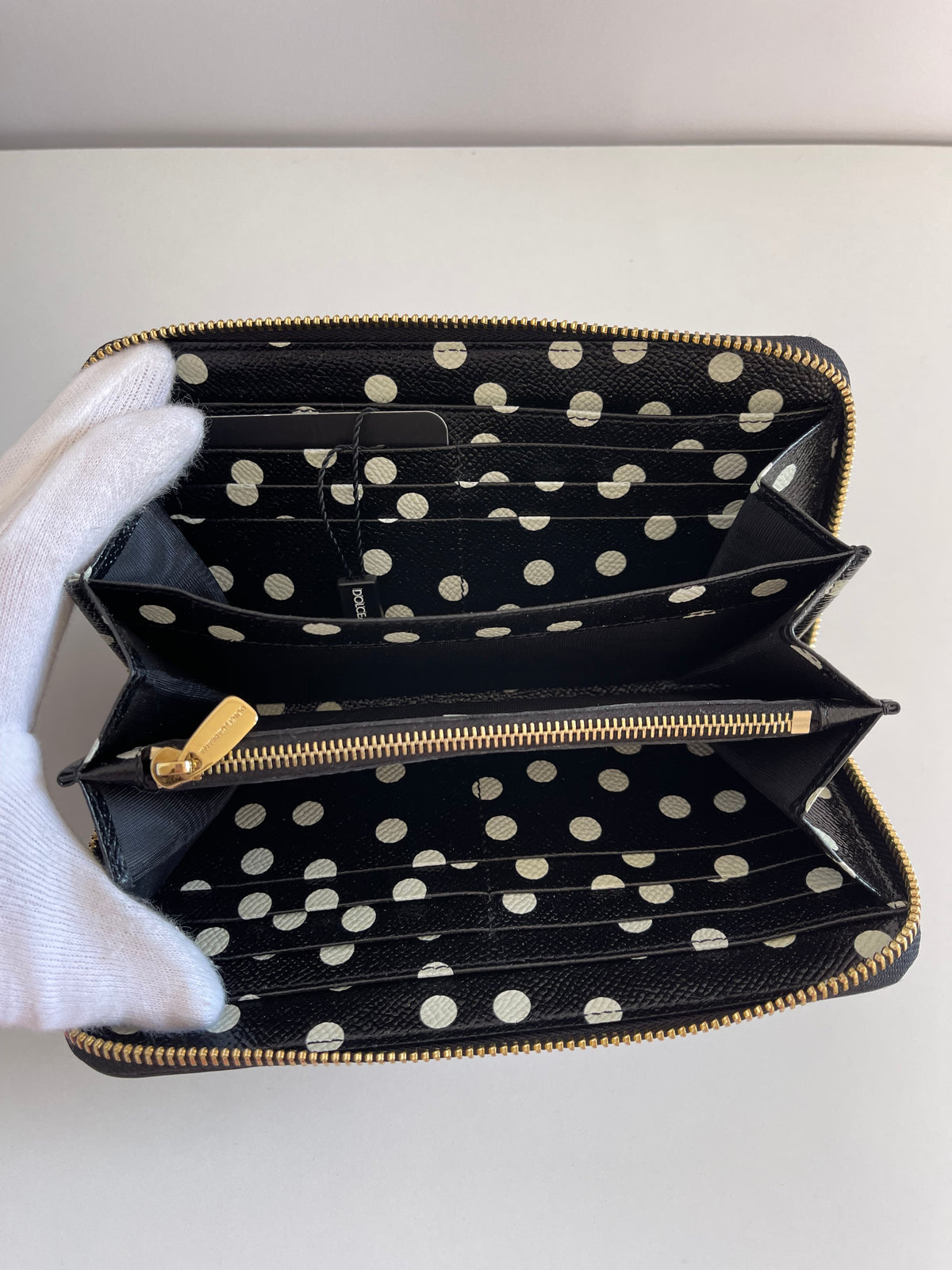 Dolce & Gabbana Black Lizard Embossed Leather Zip Around Wallet