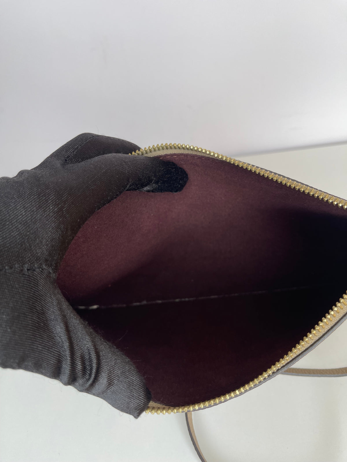 Louis Vuitton Monogram Empreinte Pochette Neverfull Tourterelle