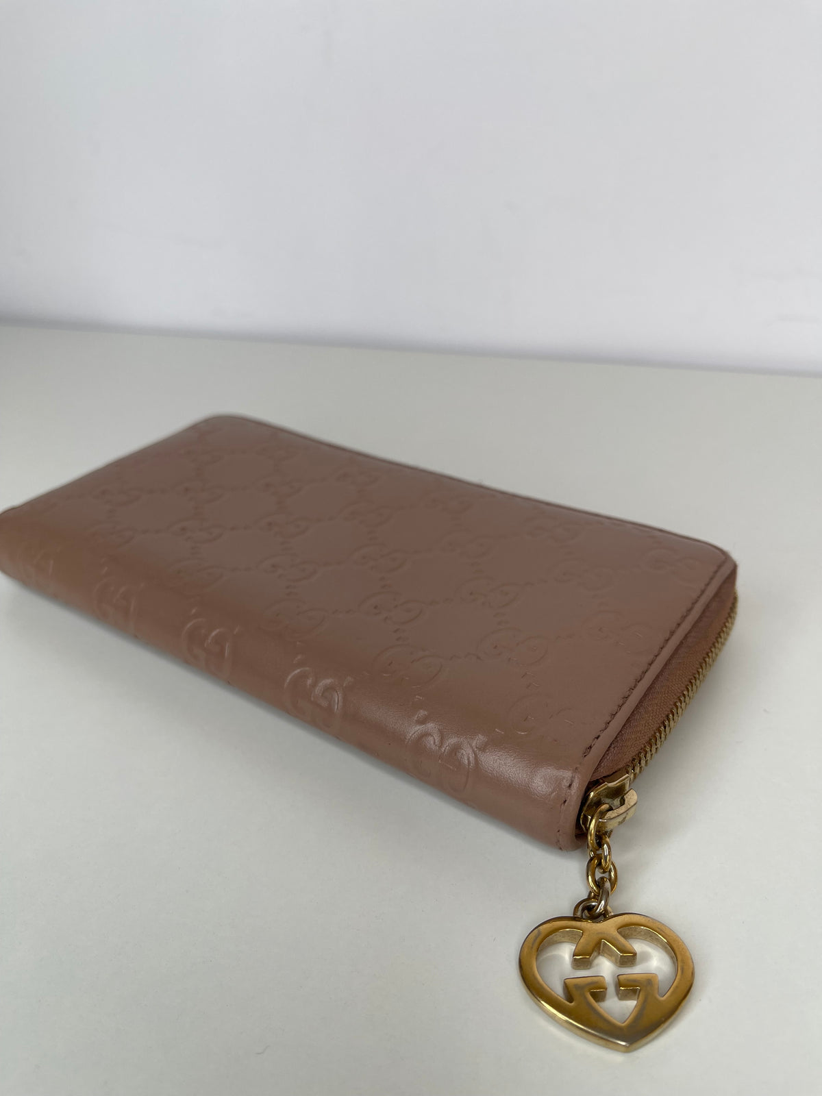 Gucci Guccissima Zip Around Wallet Beige