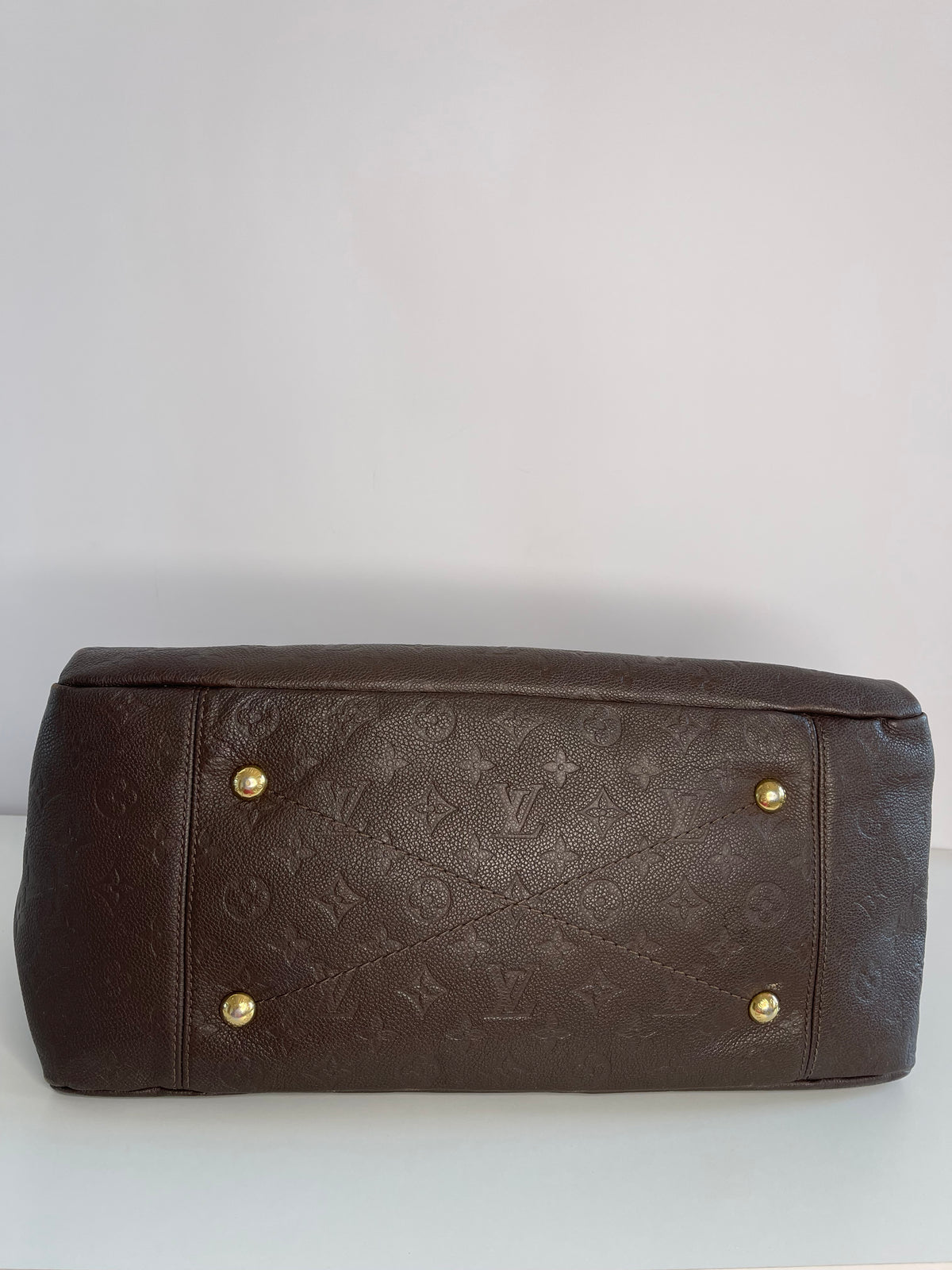 Louis Vuitton Artsy MM Brown Monogram Empreinte Hobo