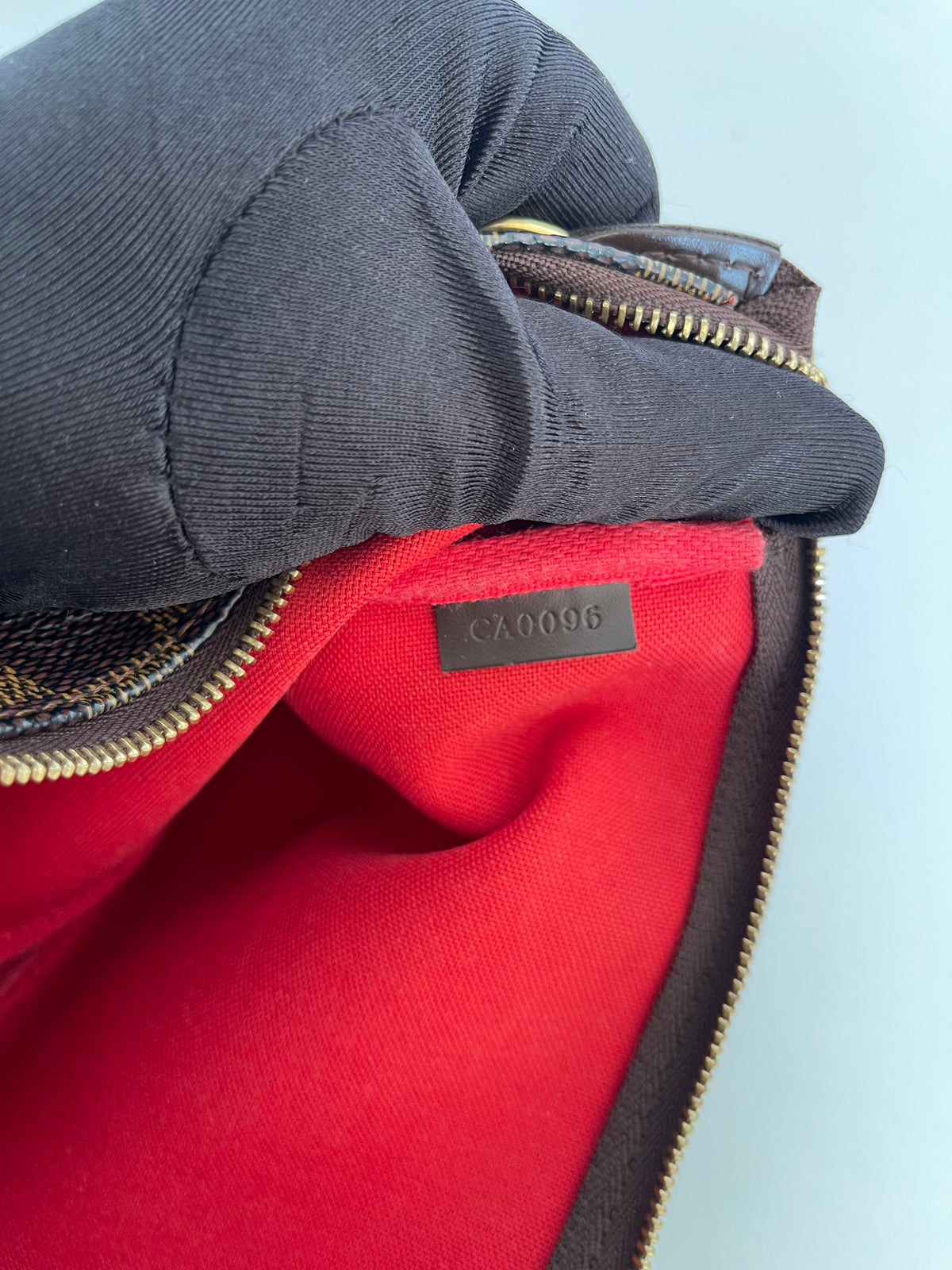 Louis Vuitton Pochette Accessories Damier Ebene Canvas with Extender Key Ring