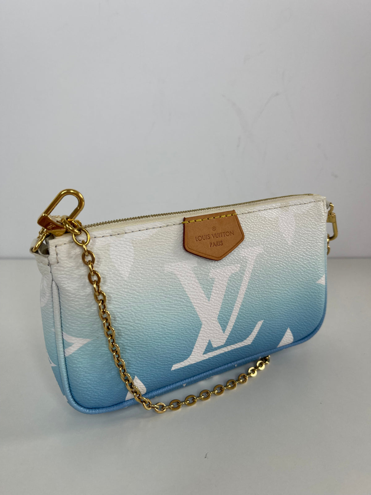 Louis Vuitton Monogram Giant By The Pool Multi Pochette Accessories Blue