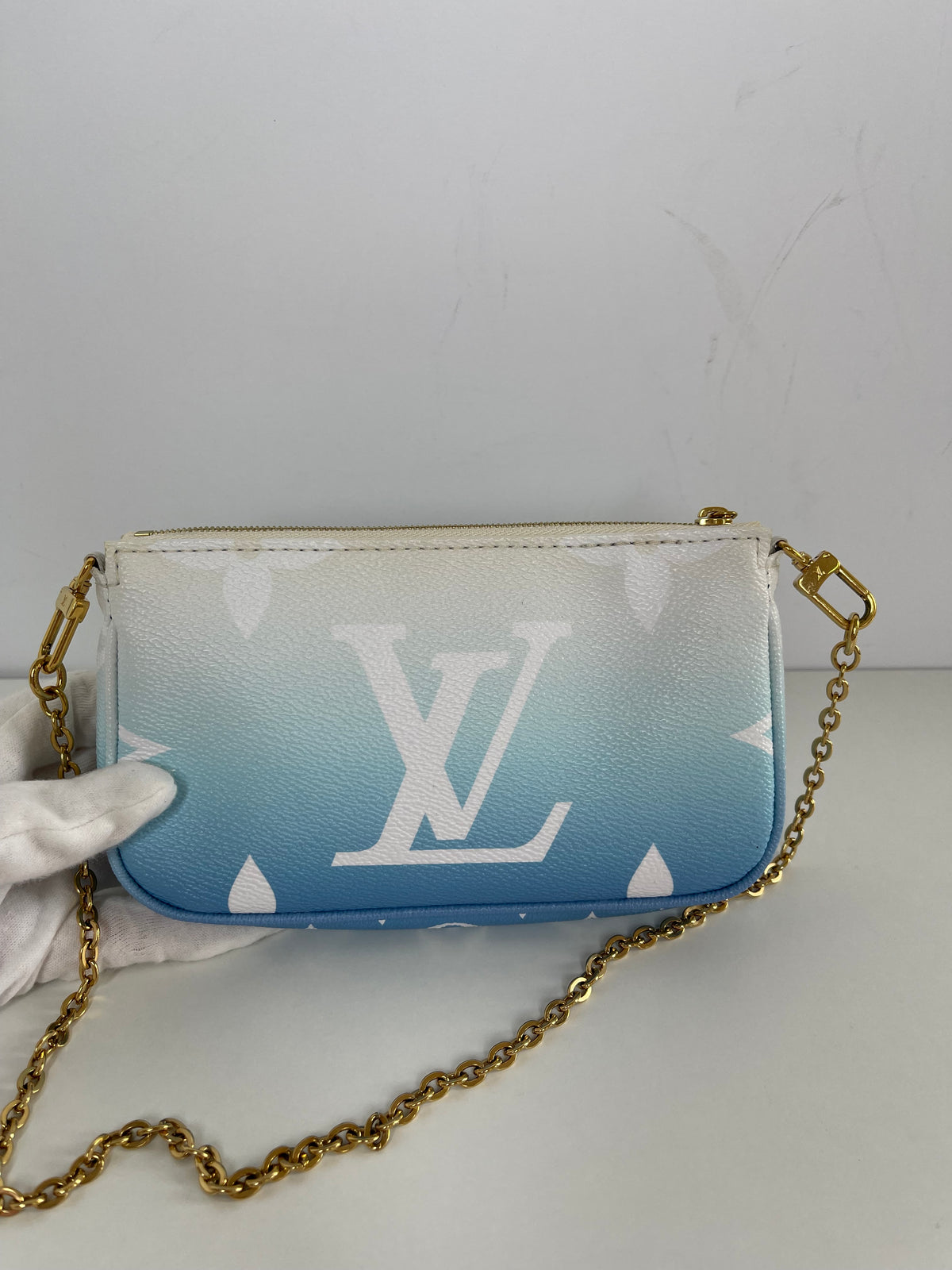 Louis Vuitton Monogram Giant By The Pool Multi Pochette Accessories Blue