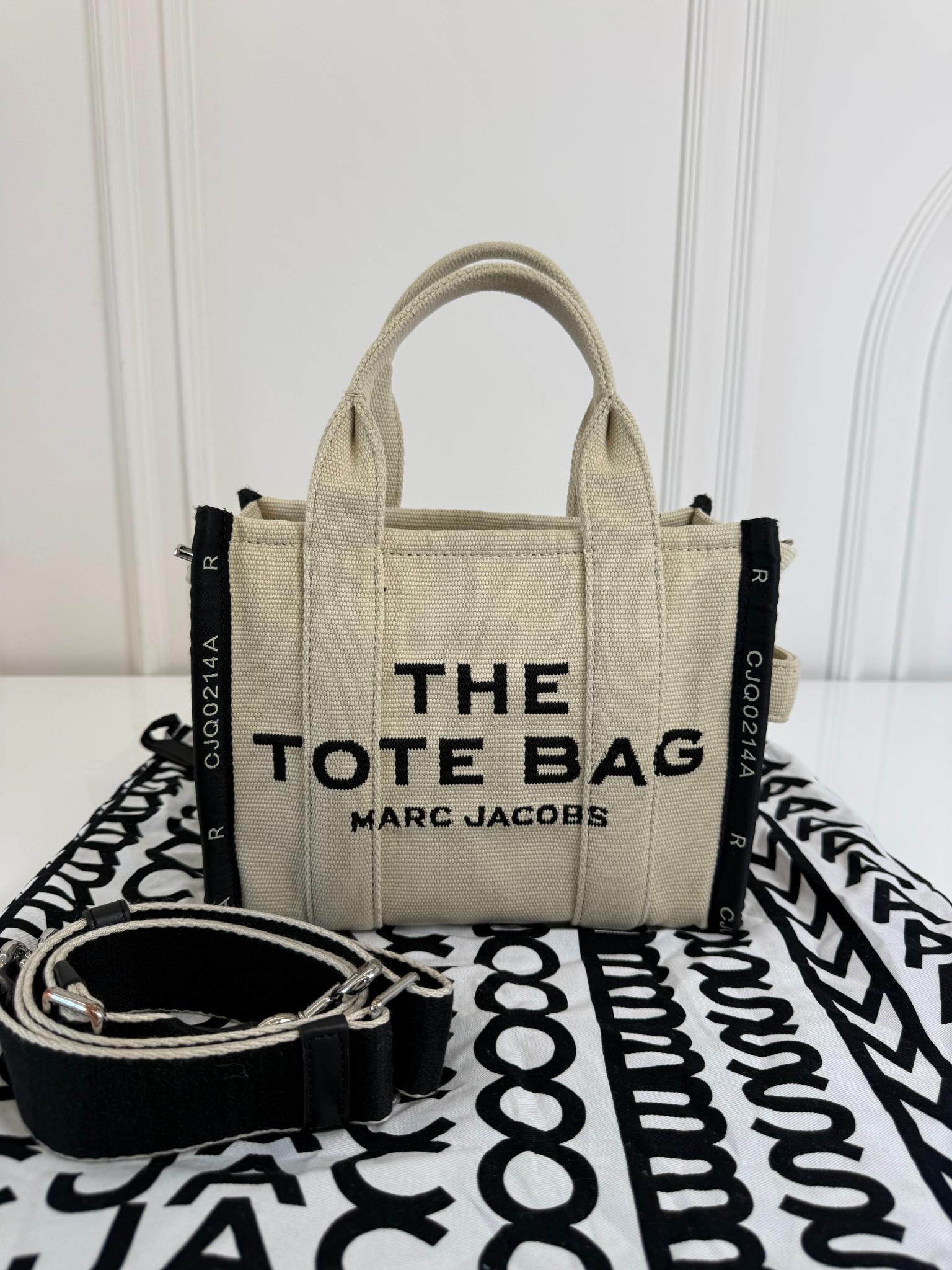 Marc Jacobs The Jacquard Small Tote Bag Beige