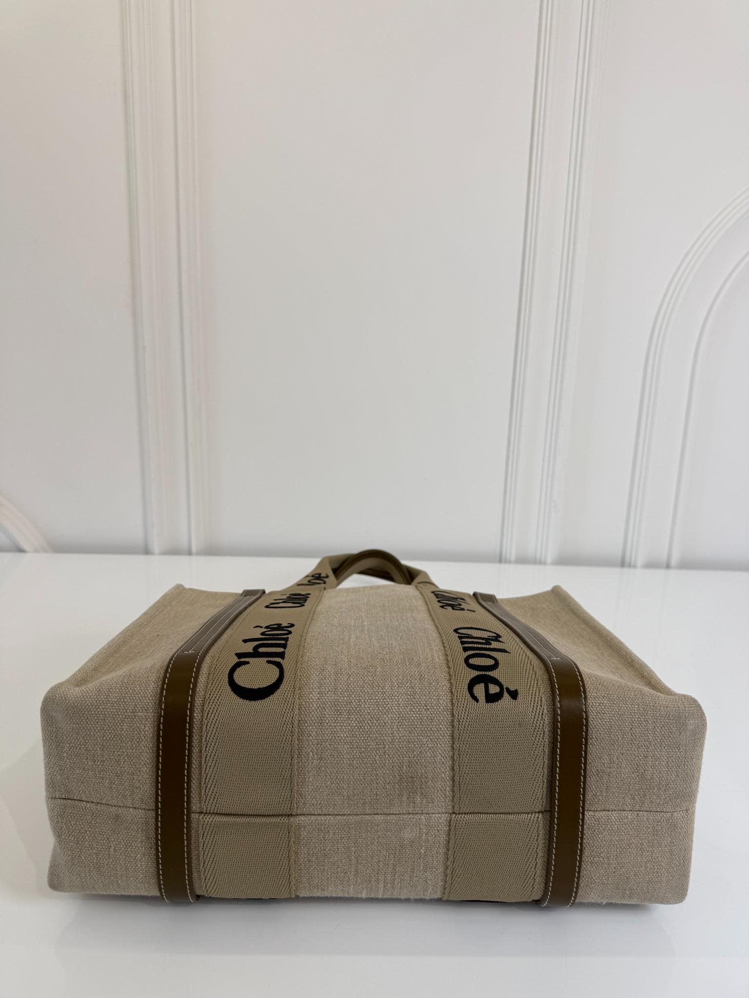 Chloé Woody Medium Canvas Tote Bag