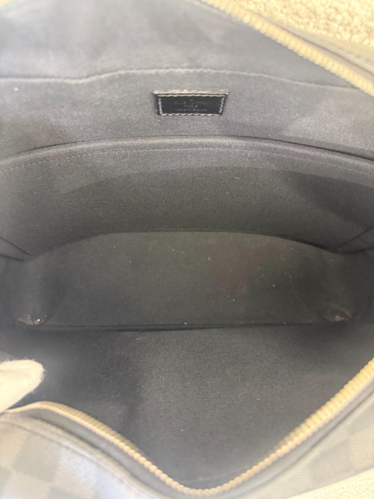 Louis Vuitton Damier Graphite Canvas Icare Business Bag