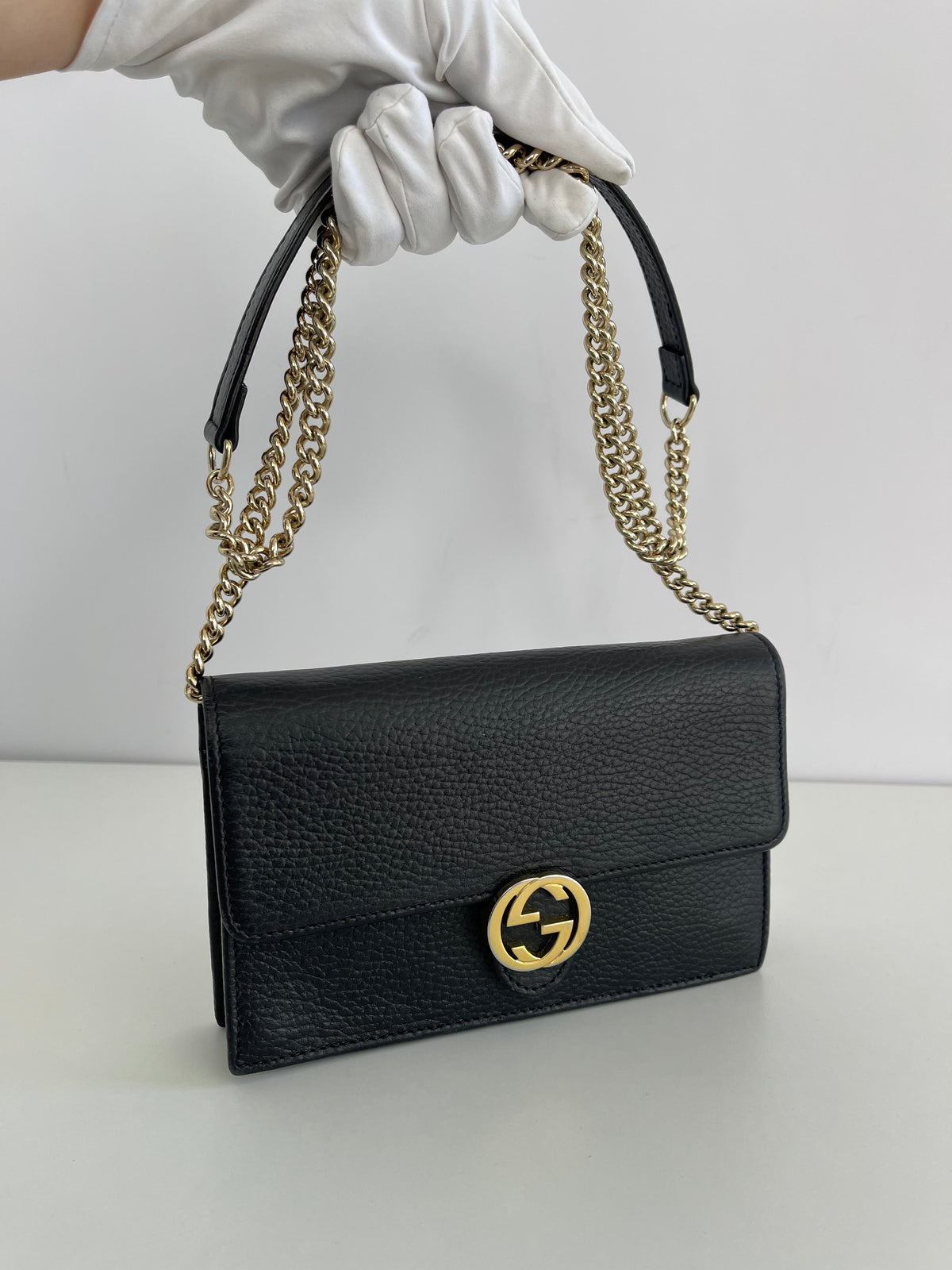 Gucci Black Leather Interlocking GG Wallet On Chain