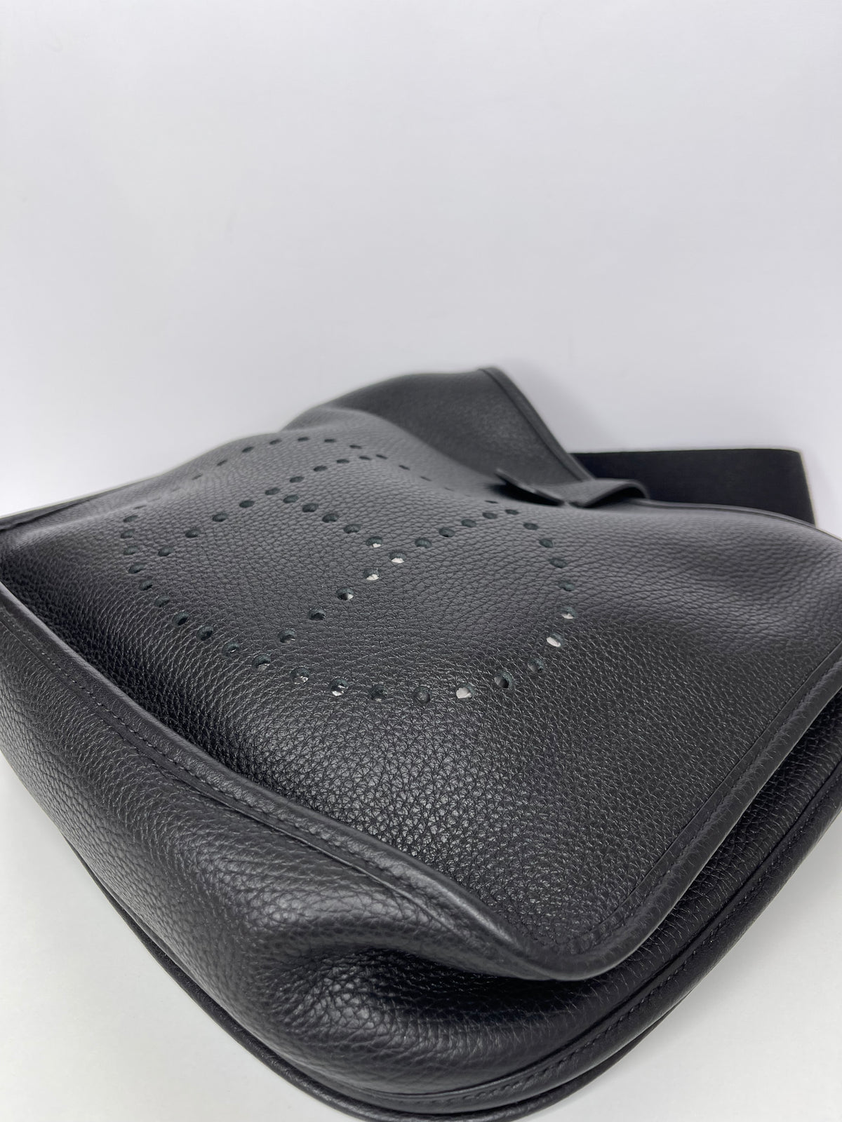 Hermes Evelyne III PM in Black Clemence Leather