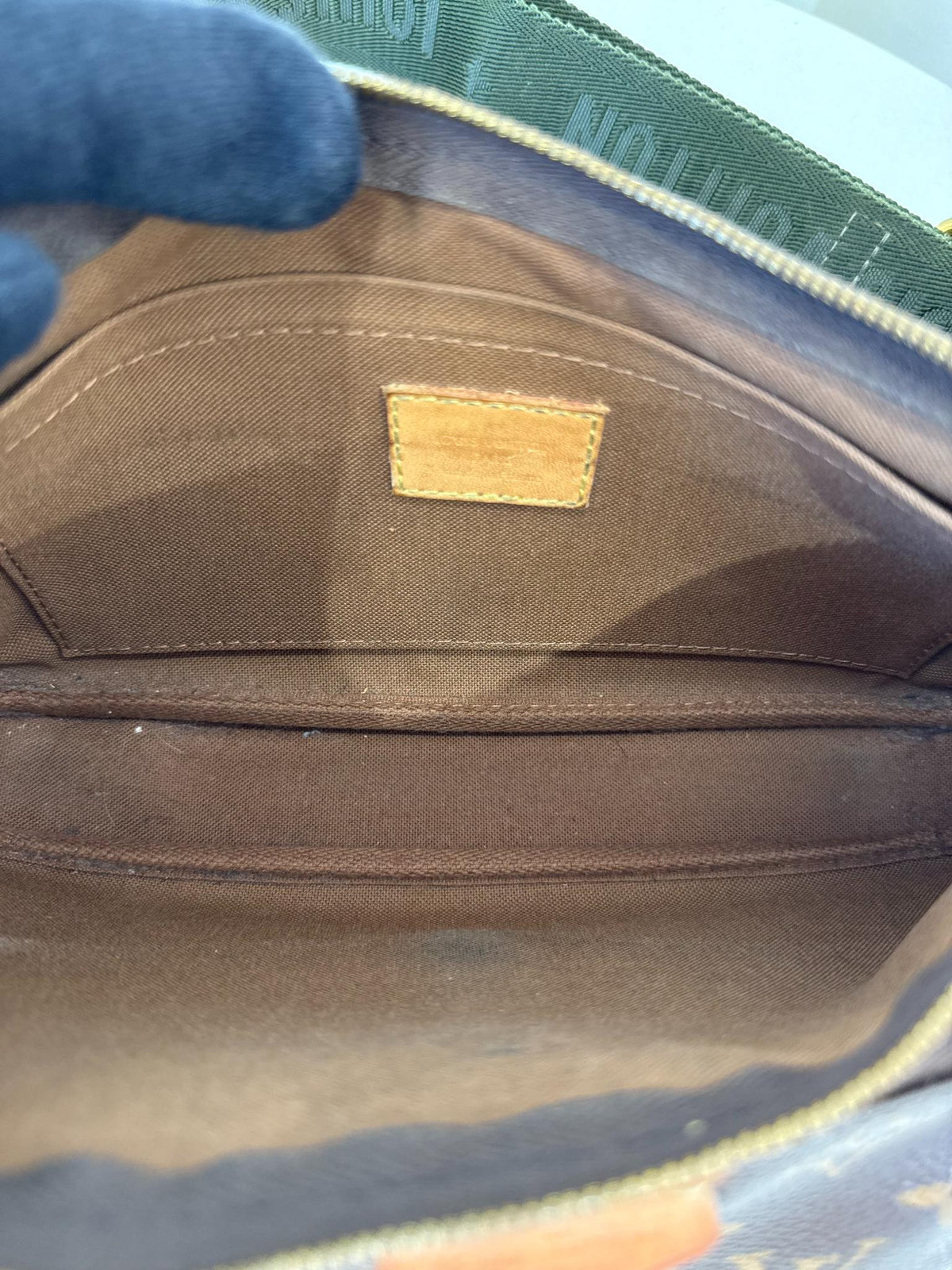 Louis Vuitton Multi Pochette Accessoires Khaki Strap Monogram Canvas