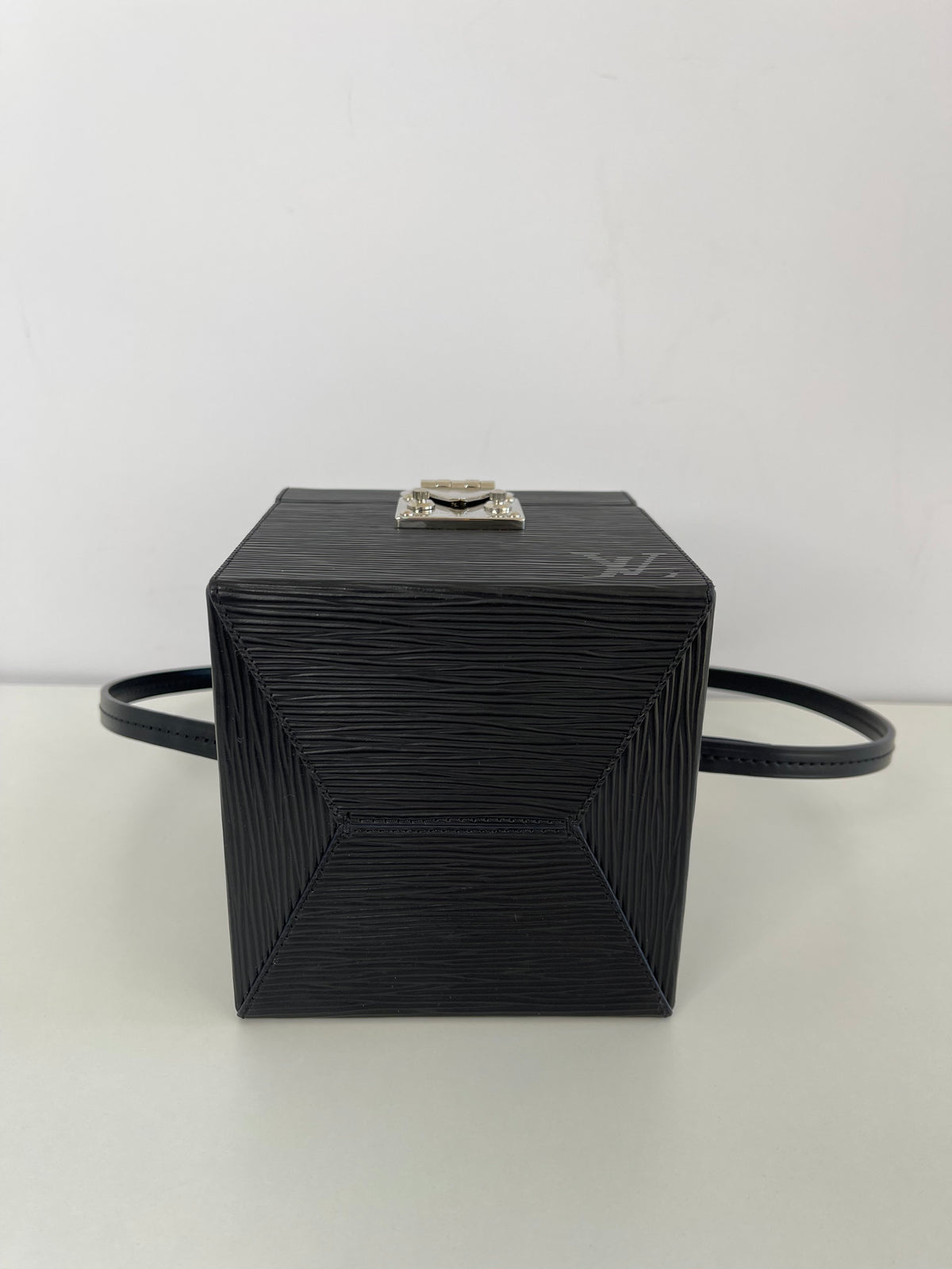 Louis Vuitton Bleecker Box in Black Epi Leather
