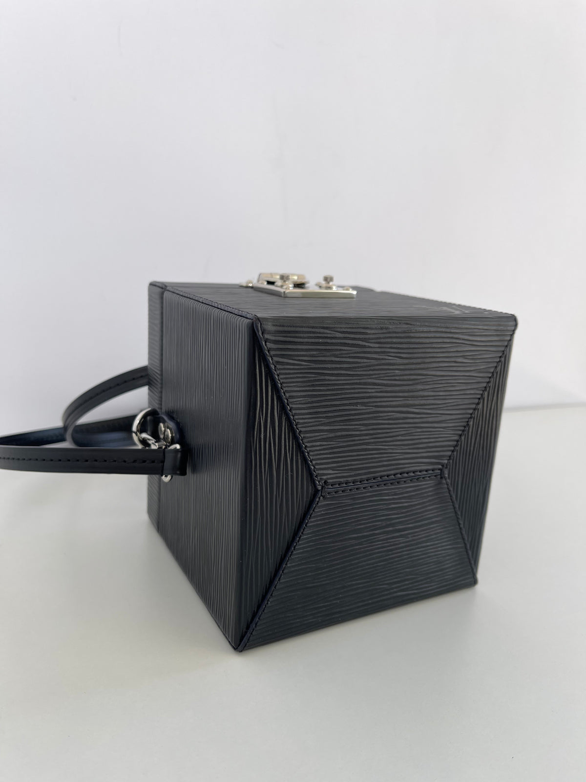 Louis Vuitton Bleecker Box in Black Epi Leather