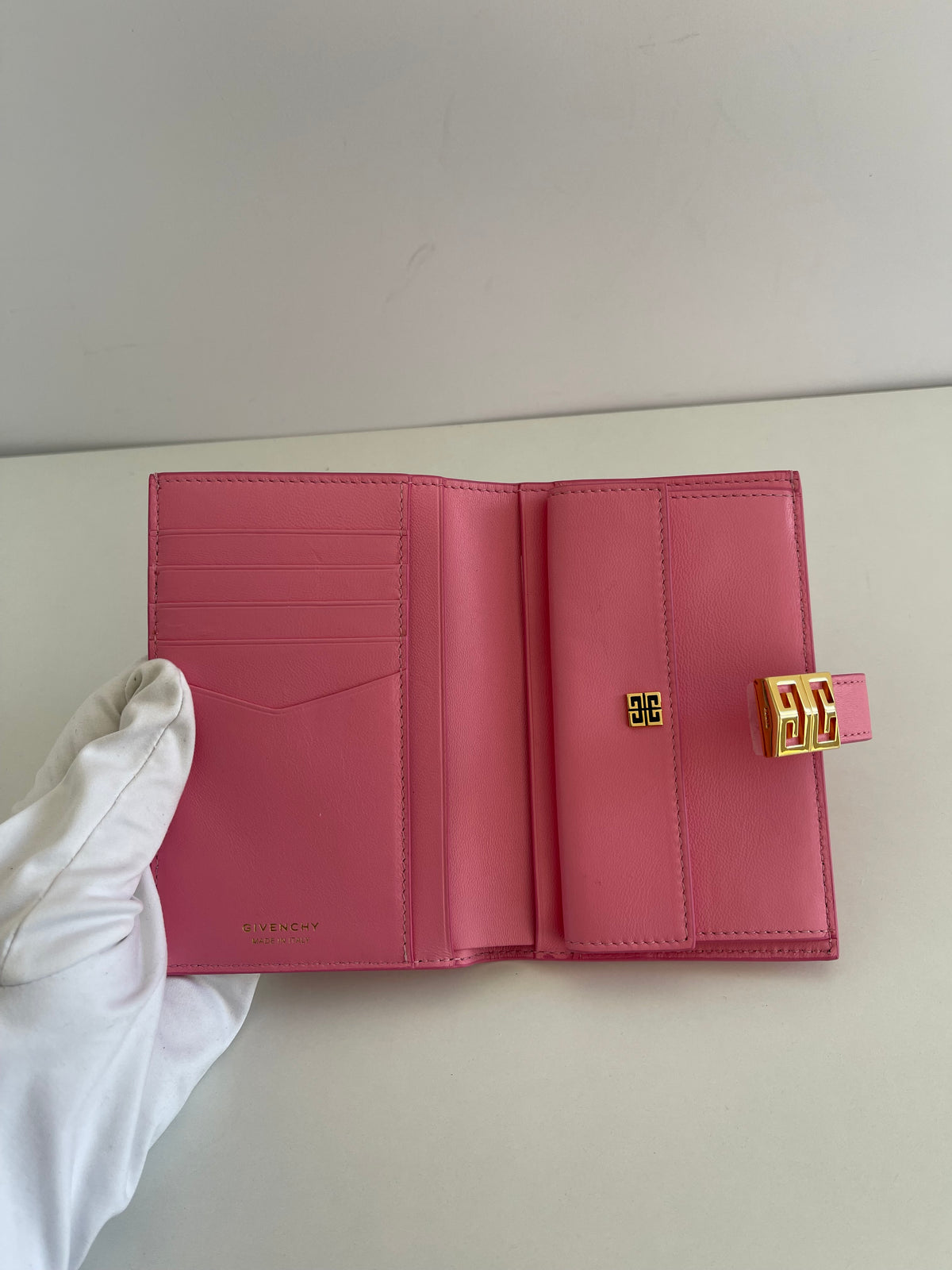 Givenchy 4G Wallet Pink Calfskin Leather