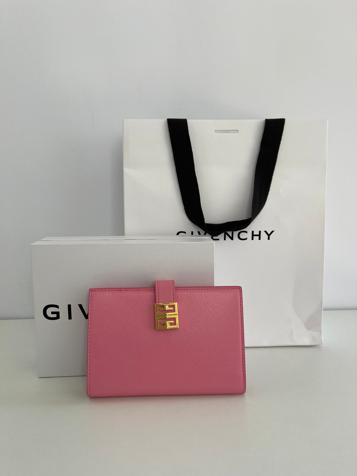 Givenchy 4G Wallet Pink Calfskin Leather