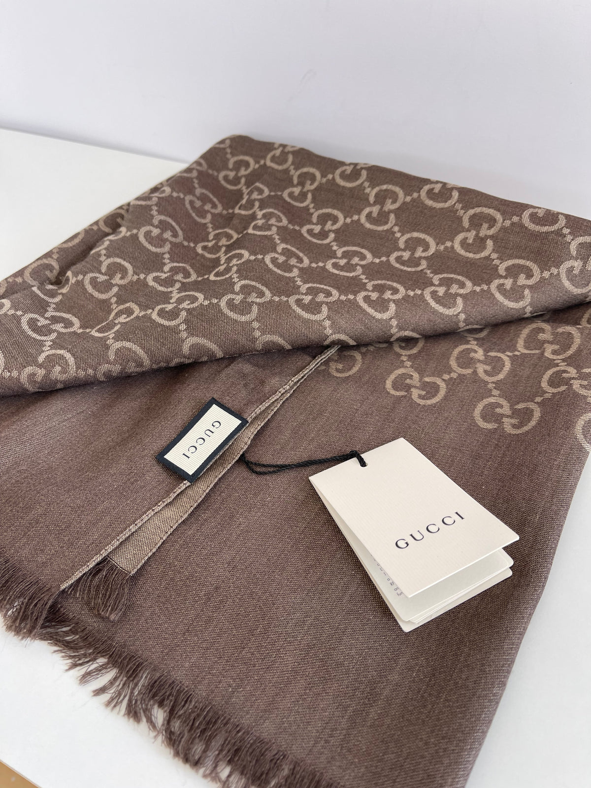 Gucci  Women's Brown GG Wool Jacquard Scarf