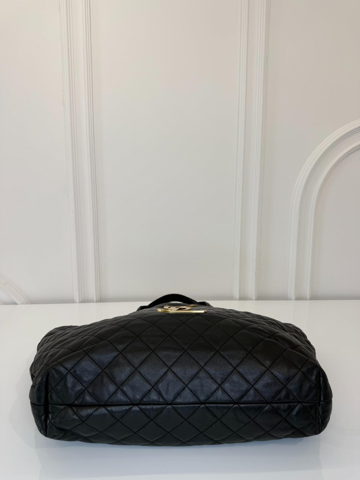 Saint Laurent Icare Maxi Quilted Tote Bag Black