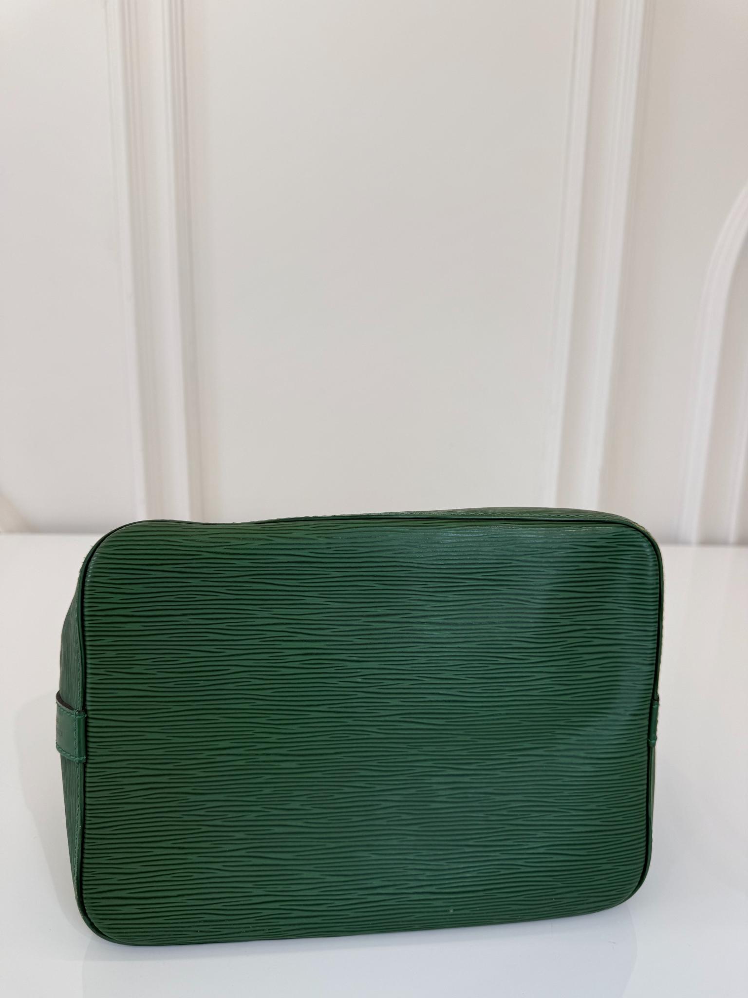 Louis Vuitton Petit Noé Bag Green Epi Leather
