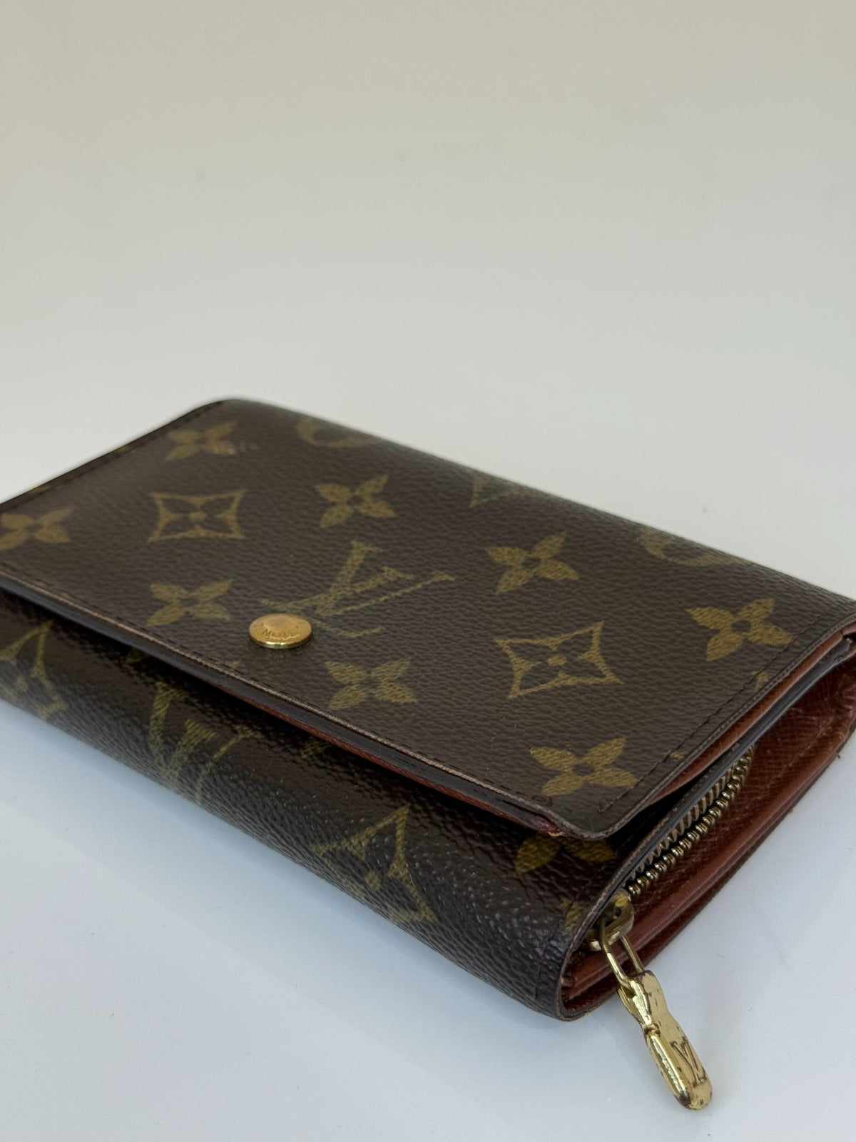 Louis Vuitton Zipped Compact Wallet Monogram Canvas