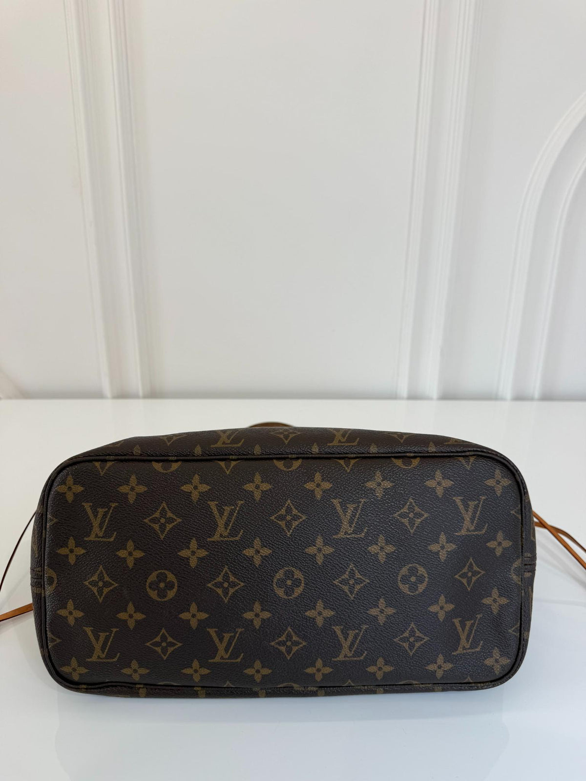 Louis Vuitton Neverfull MM Monogram Canvas