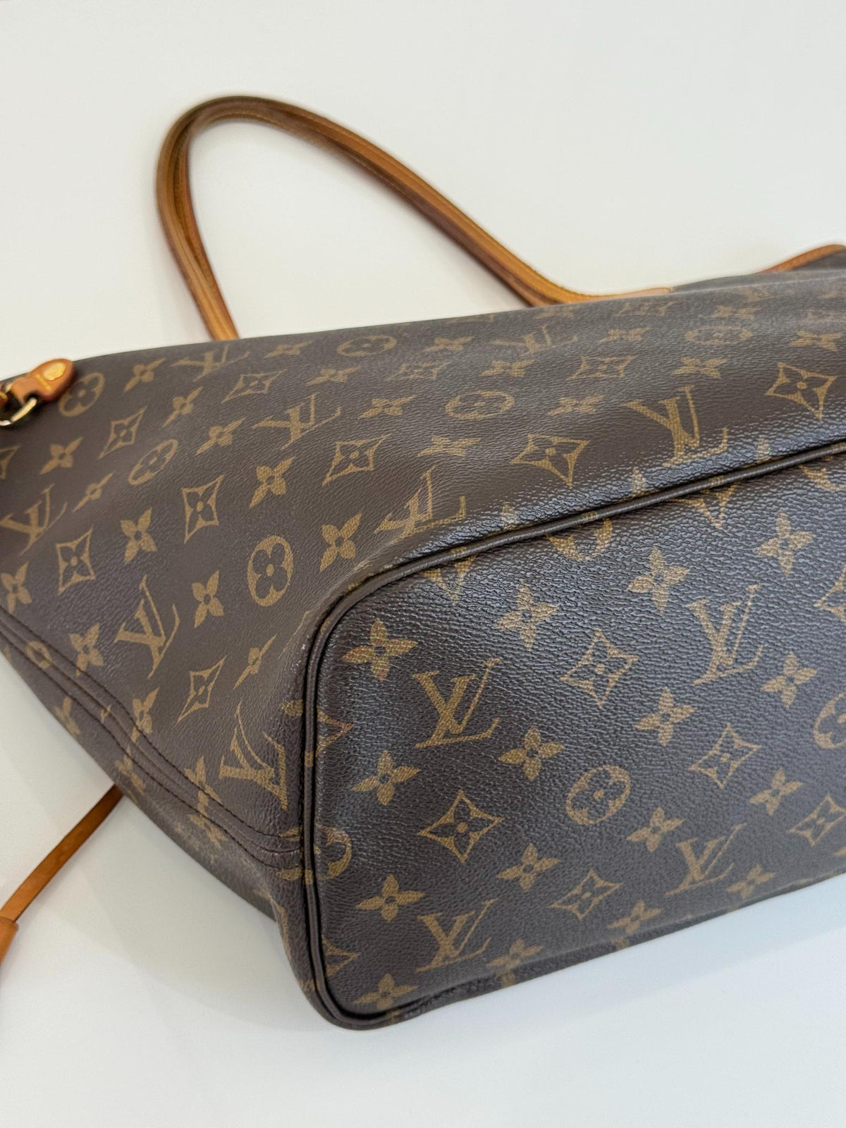 Louis Vuitton Neverfull MM Monogram Canvas