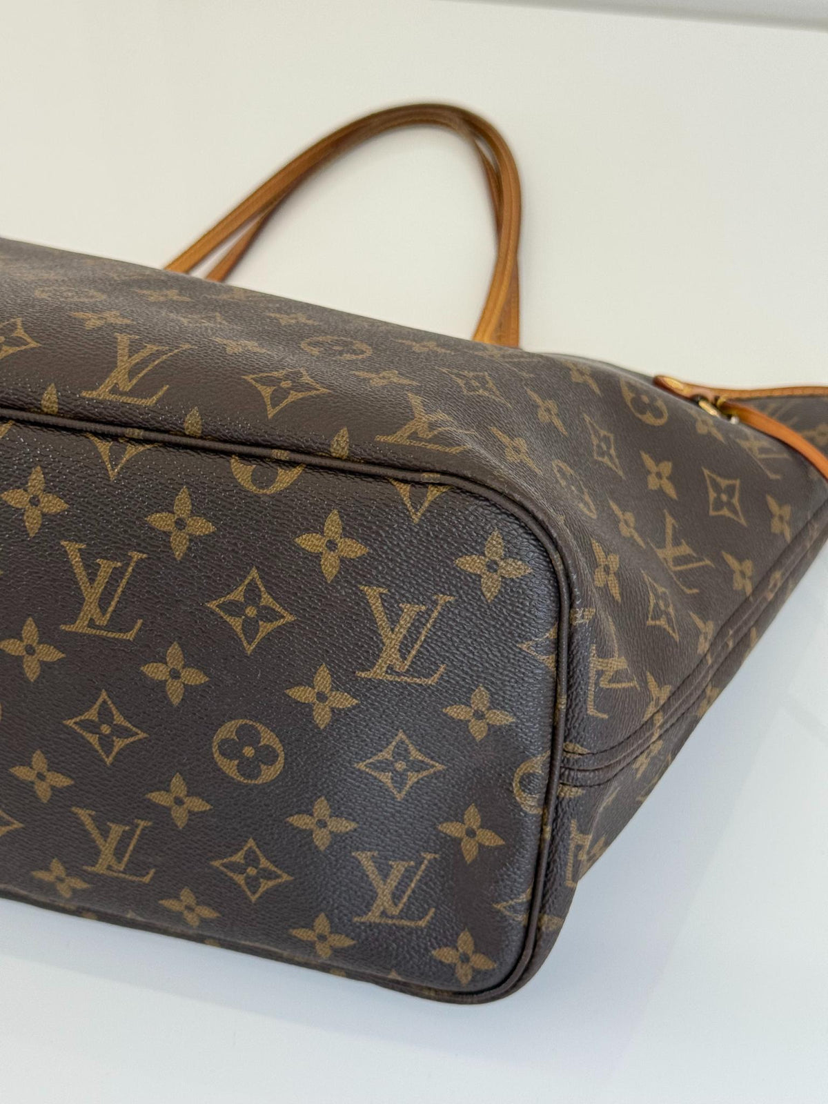 Louis Vuitton Neverfull MM Monogram Canvas