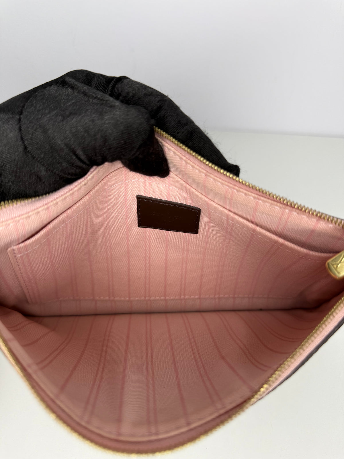 Louis Vuitton Neverfull Pochette Damier Ebene Canvas