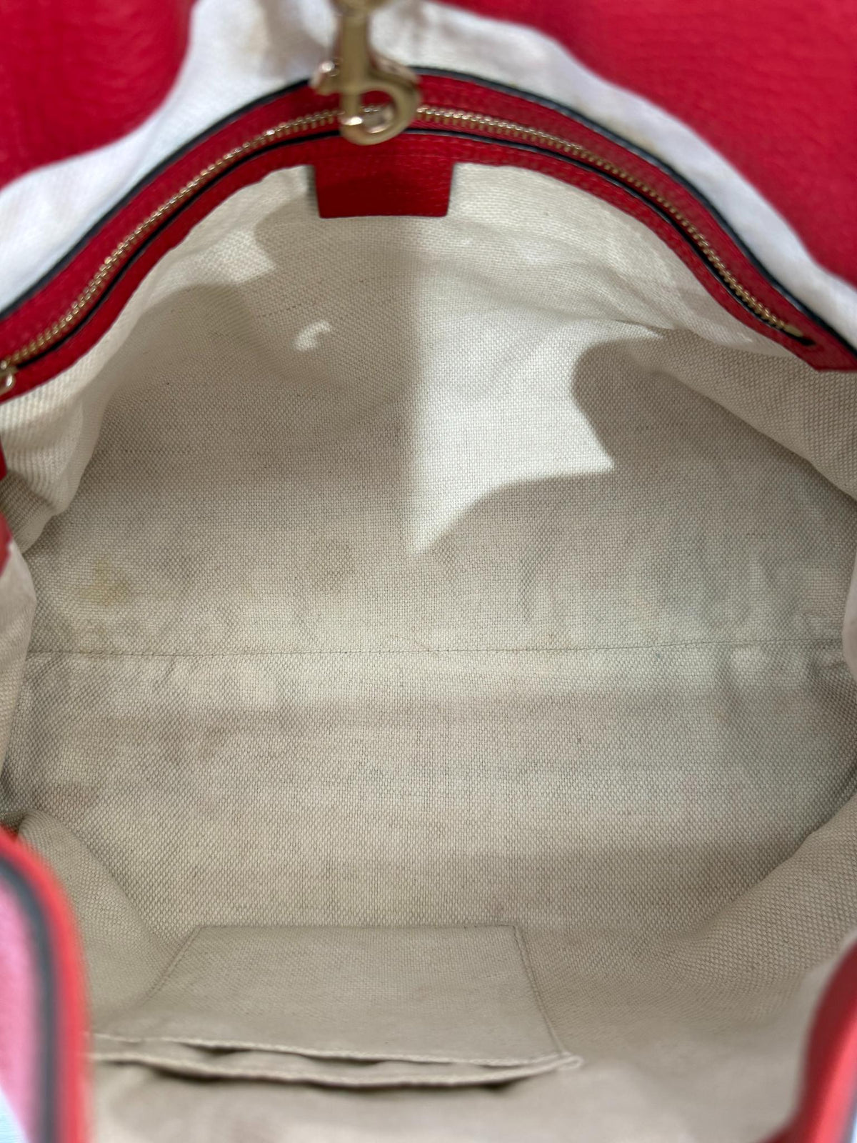 Gucci Red Pebbled Leather Soho Chain Tote Bag