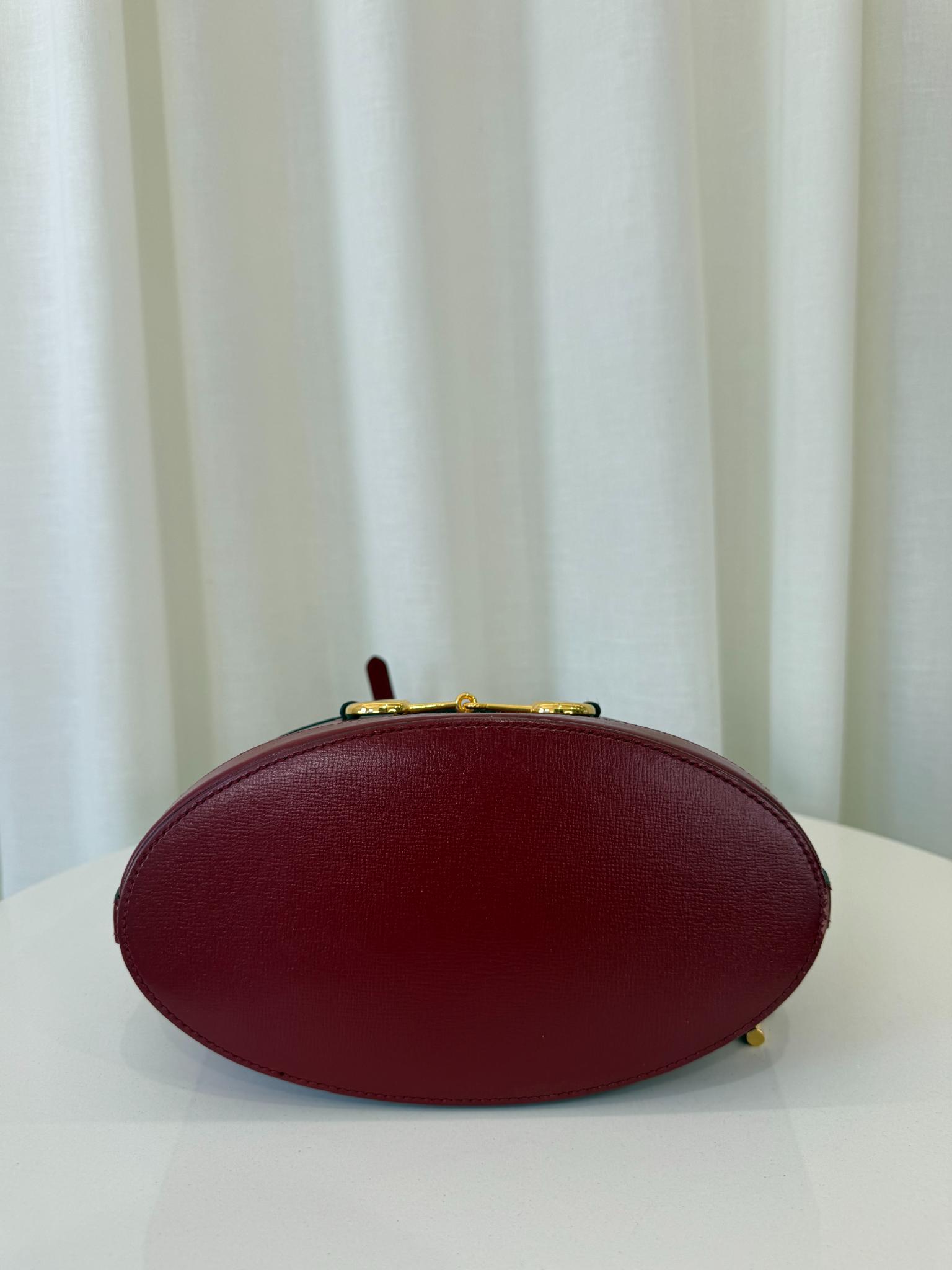 Gucci Calfskin Horsebit 1955 Drawstring Bucket Rosso Ancora
