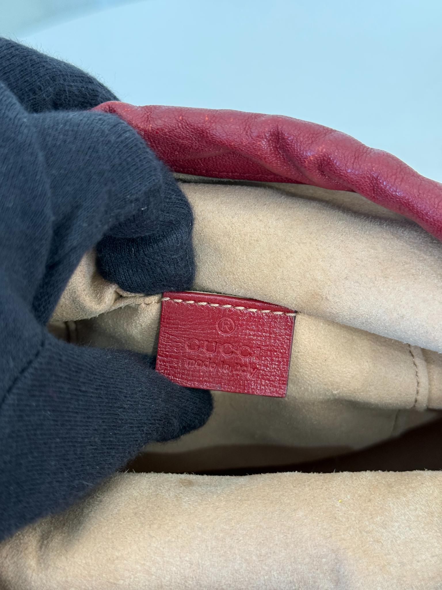 Gucci Calfskin Horsebit 1955 Drawstring Bucket Rosso Ancora