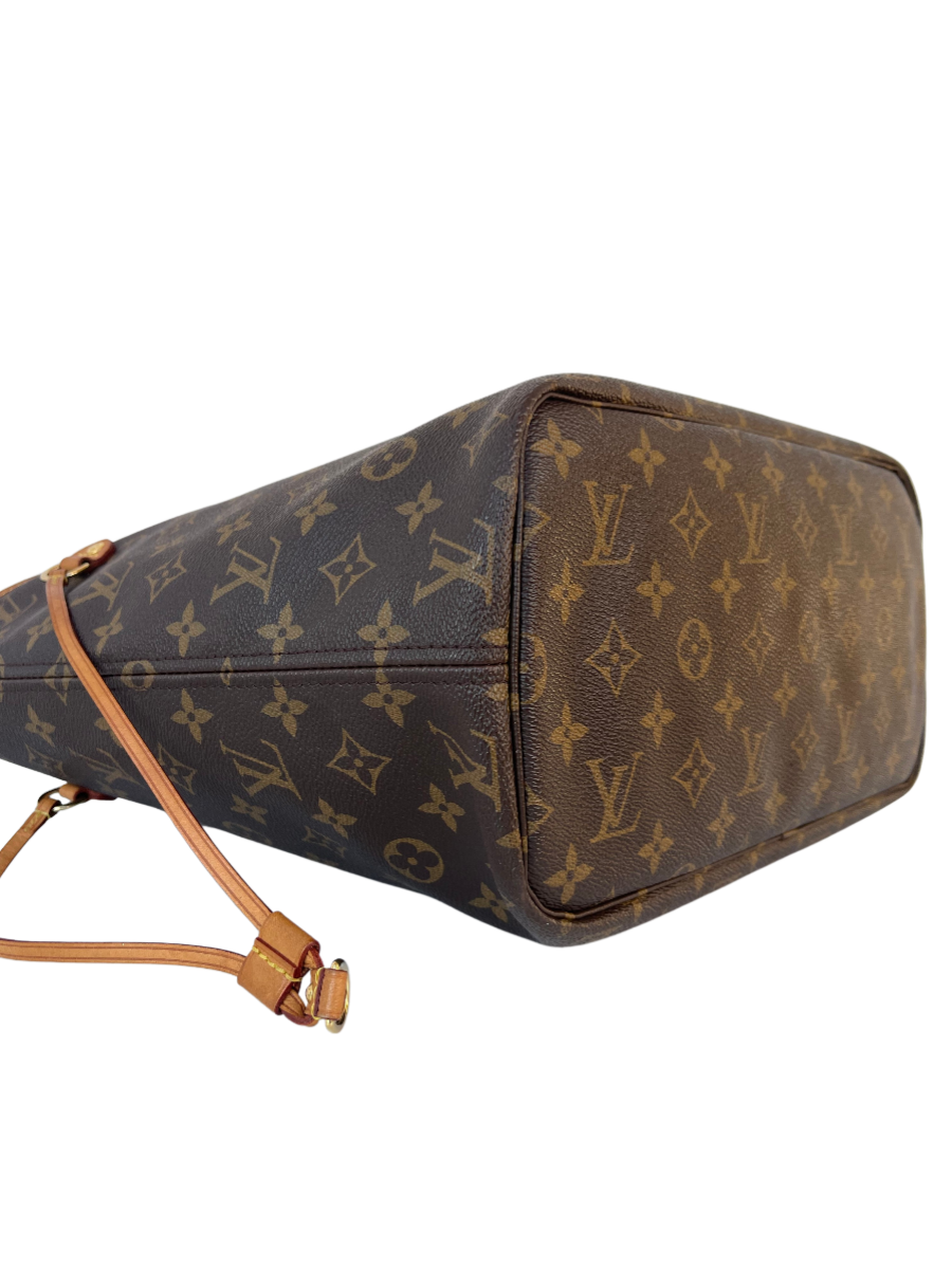 Louis Vuitton Neverfull MM Monogram Canvas