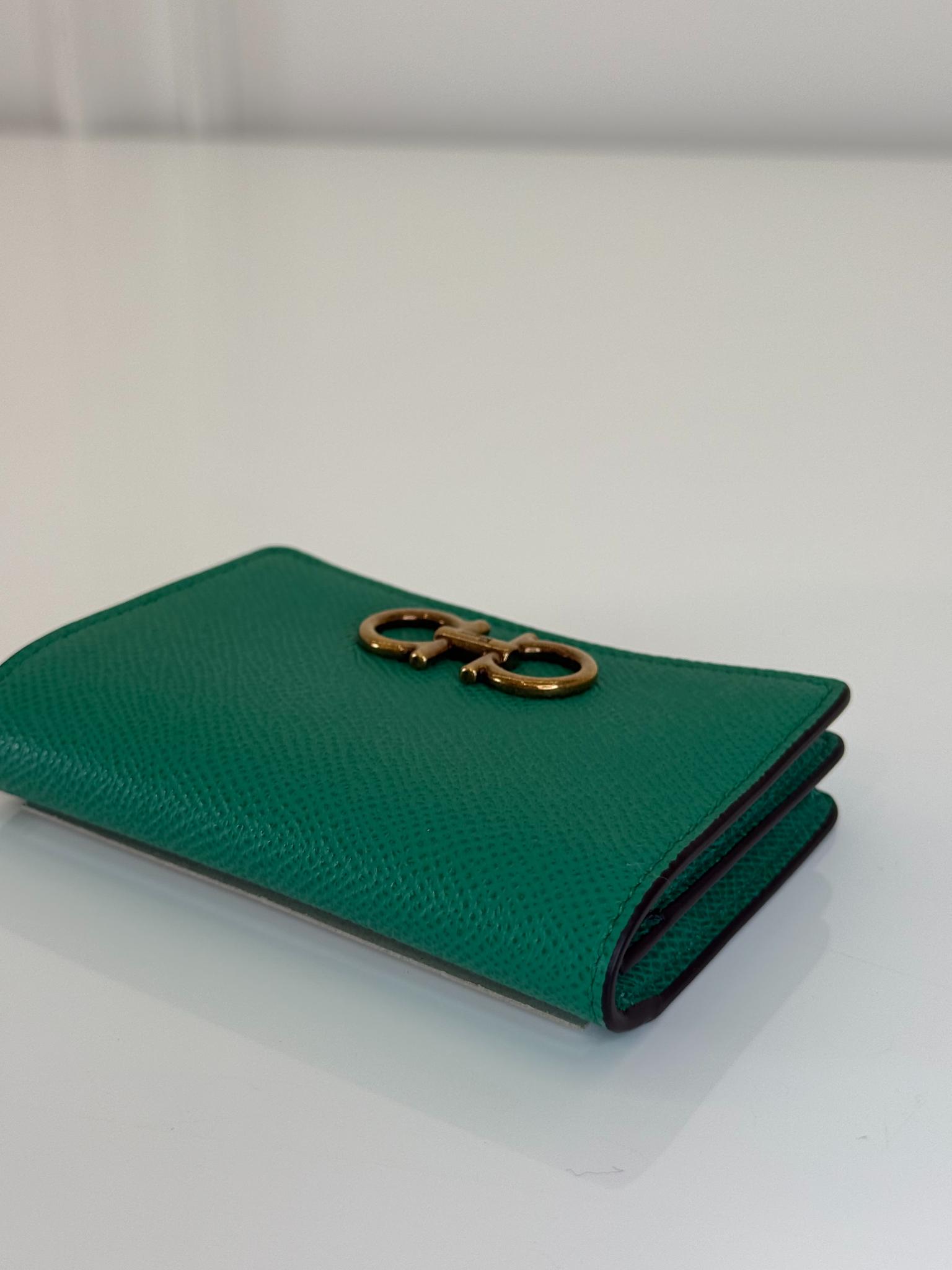 Salvatore Green Gancini Compact Card Holder