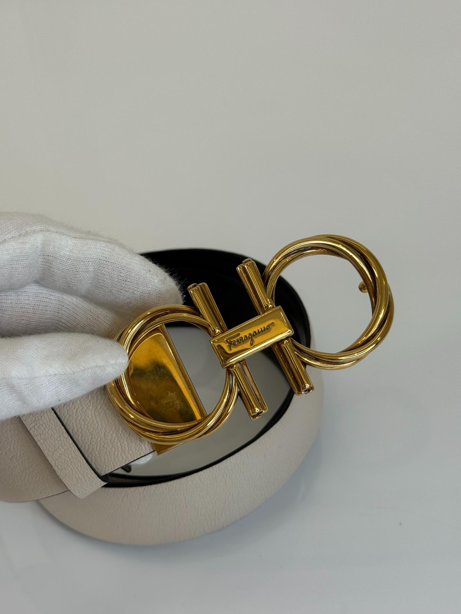 Salvatore Ferragamo Bone/Black Leather Reversible Belt