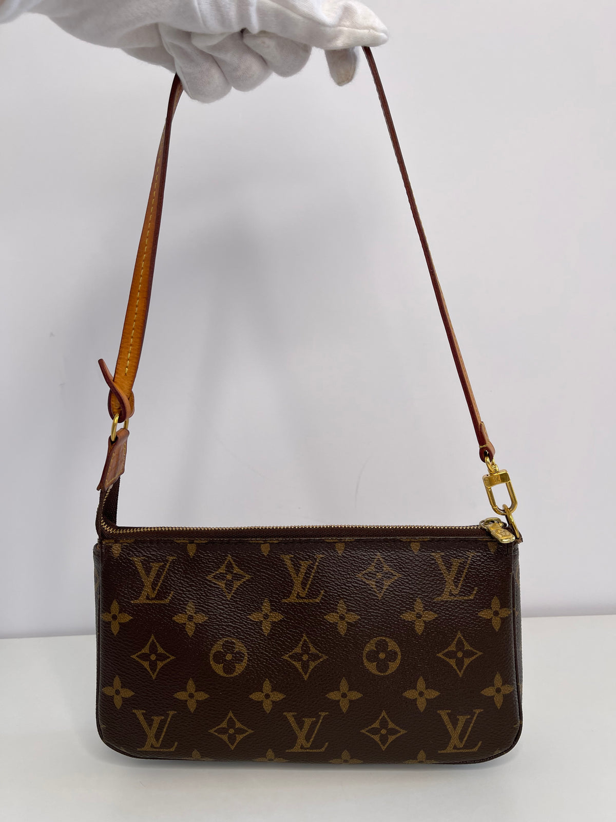 Louis Vuitton Pochette Accessoires Monogram Canvas