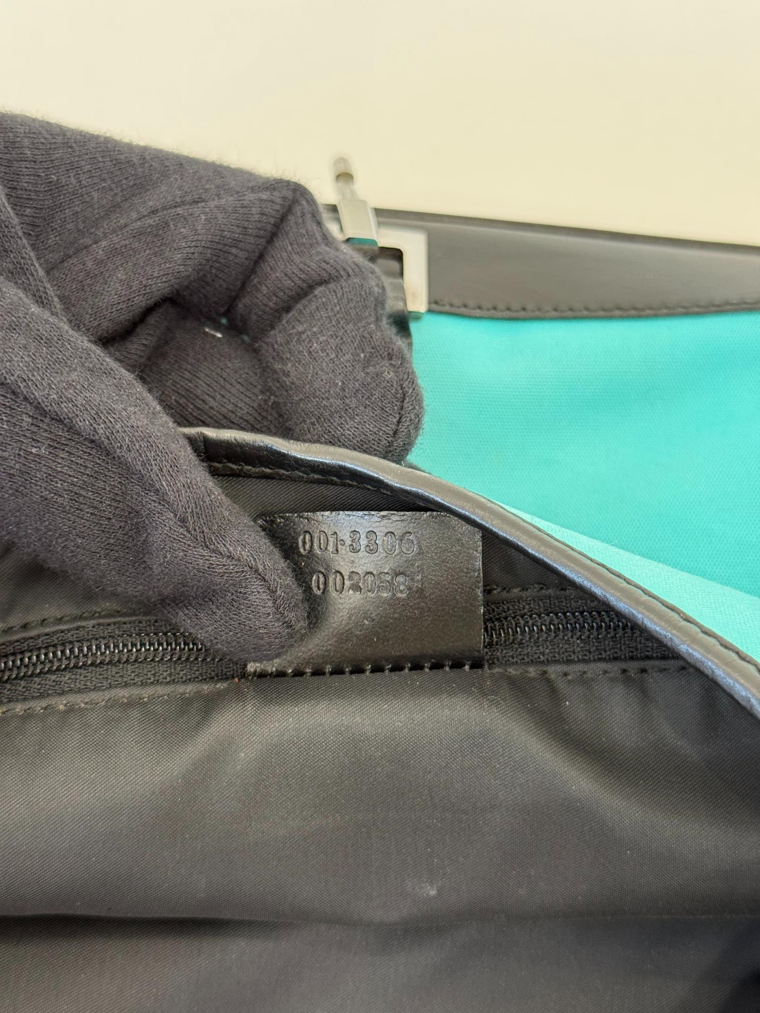 Gucci By Tom Ford Turquoise Nylon Medium Vintage Jackie l