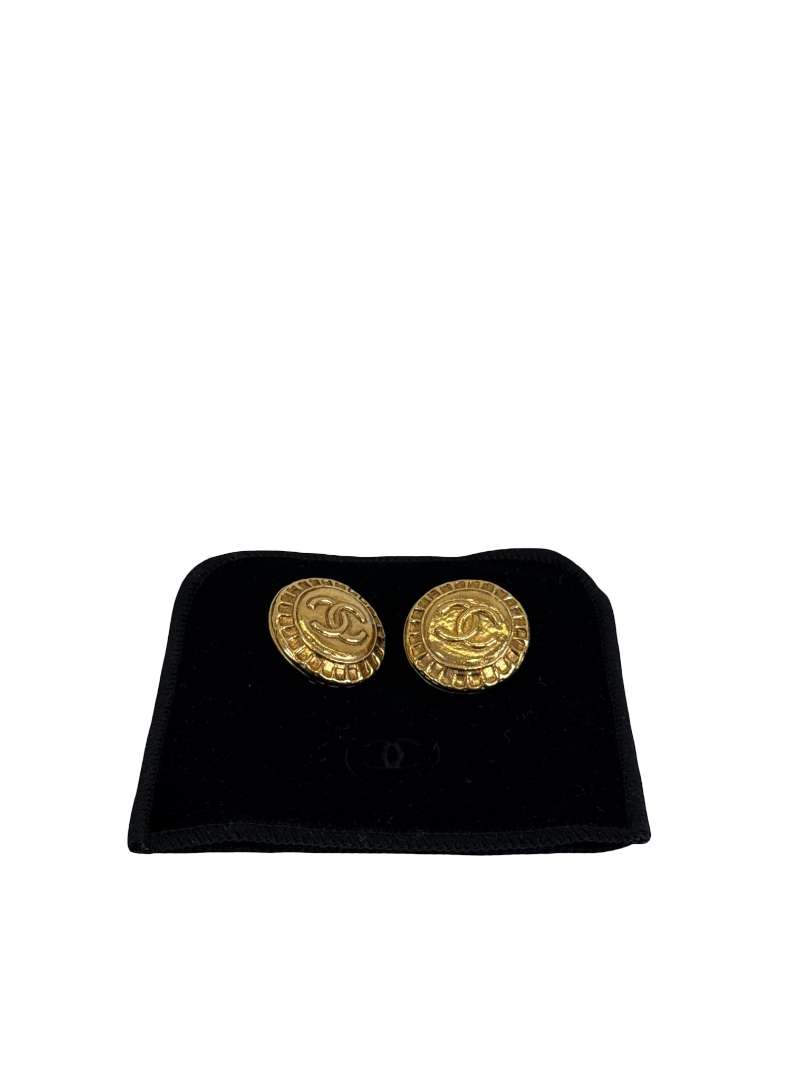 Chanel Vintage Round Sun Border CC Clip On Earrings Gold Plated Hardware