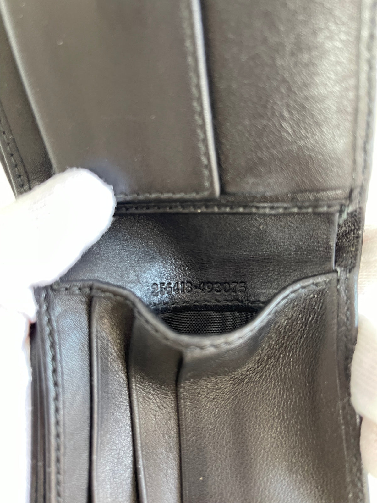 Gucci Microguccissima Trim Bi-Fold Wallet Black