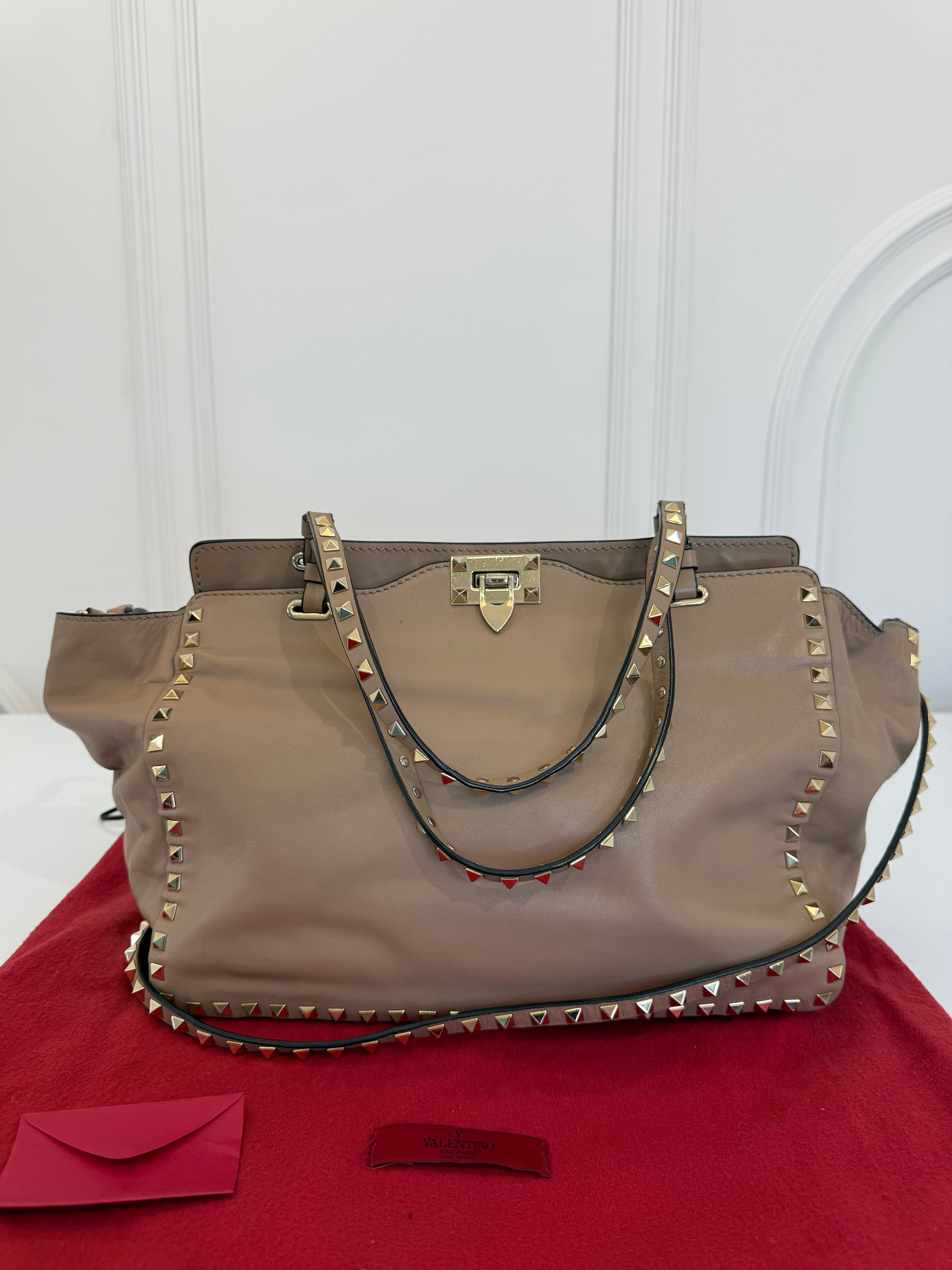 Valentino Garavani Medium Rockstud Tote Bag Beige