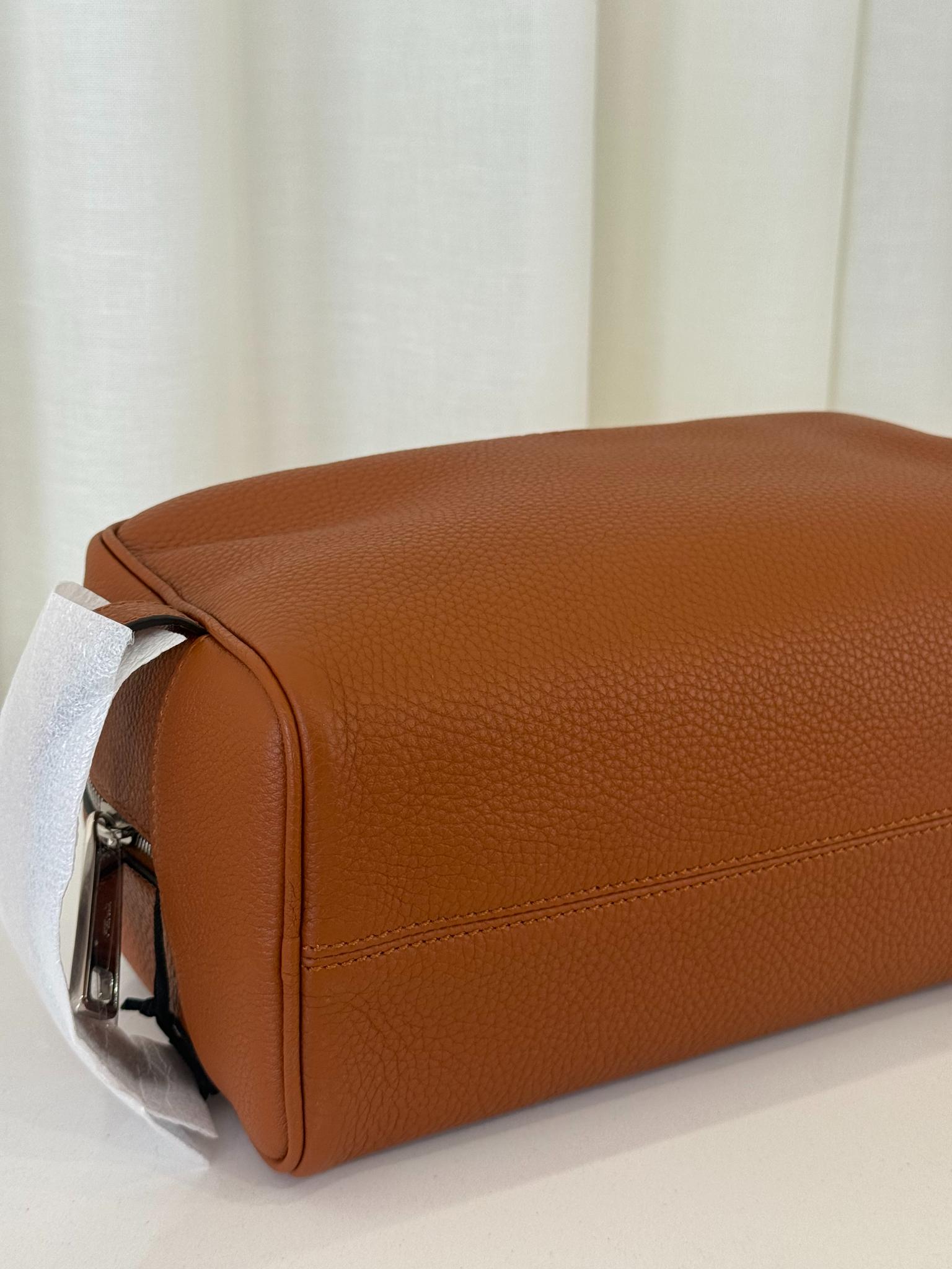 Fendi Cuoio Romano Calf Brown Leather Travel Pouch