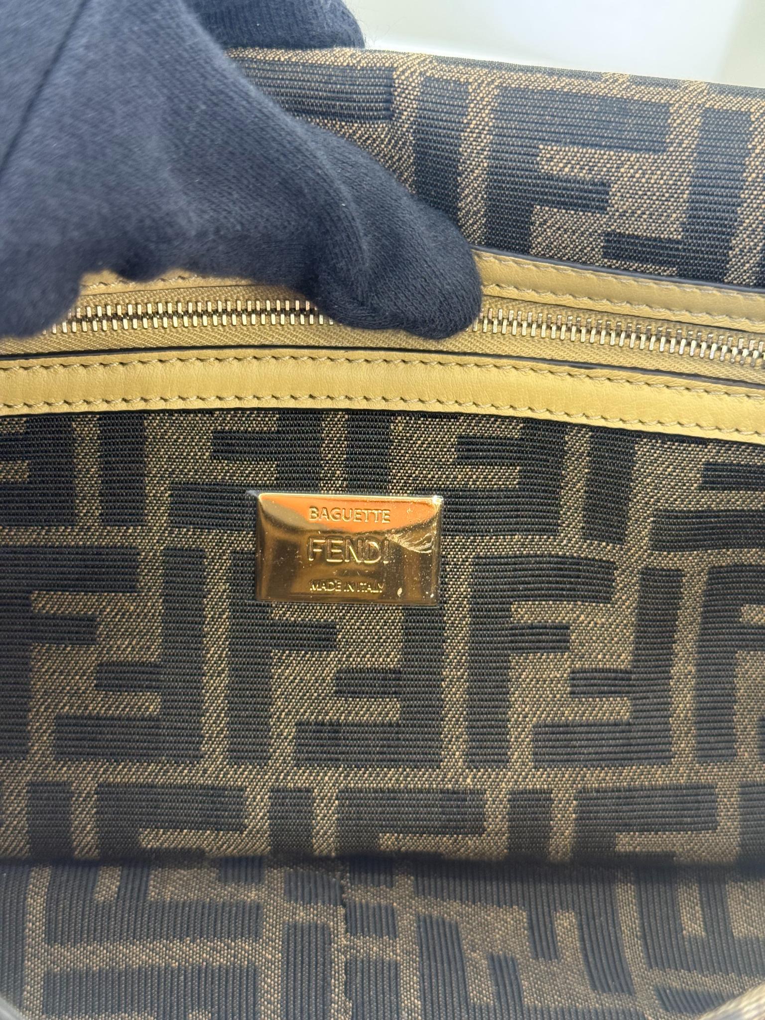 Fendi Baguette Multipocket Natural Straw Crochet