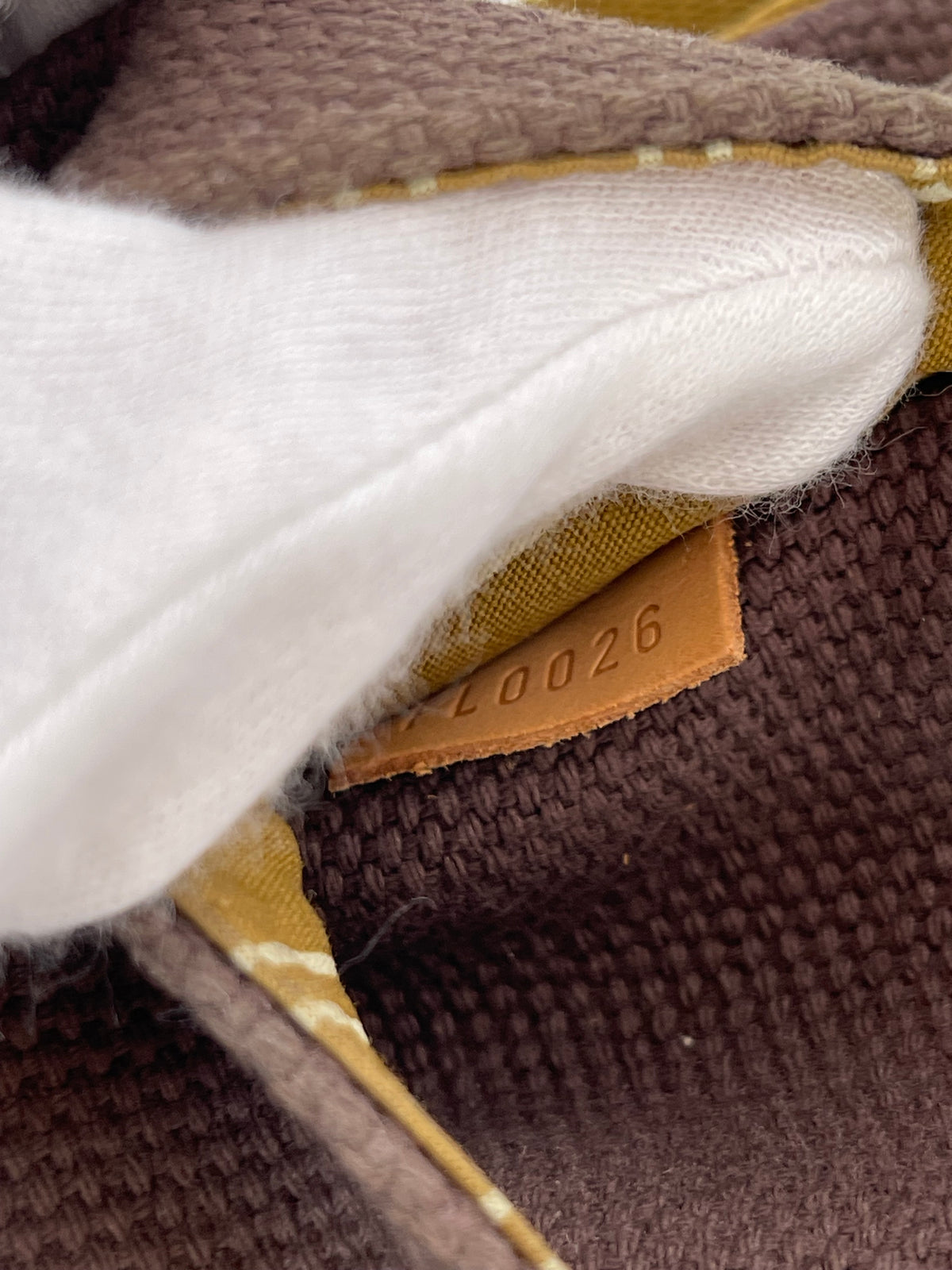 Louis Vuitton Vintage Antigua Besace PM Crossbody Bag